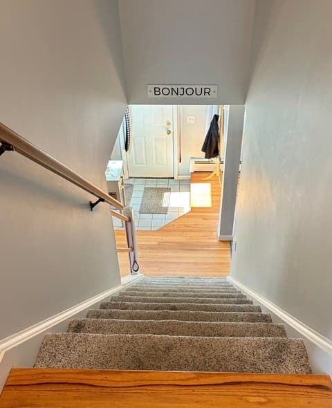 Single Family Residence at 374 Homestead Ave, Holyoke MA 01040, photo 32 of 36