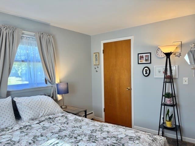 Single Family Residence at 374 Homestead Ave, Holyoke MA 01040, photo 21 of 36