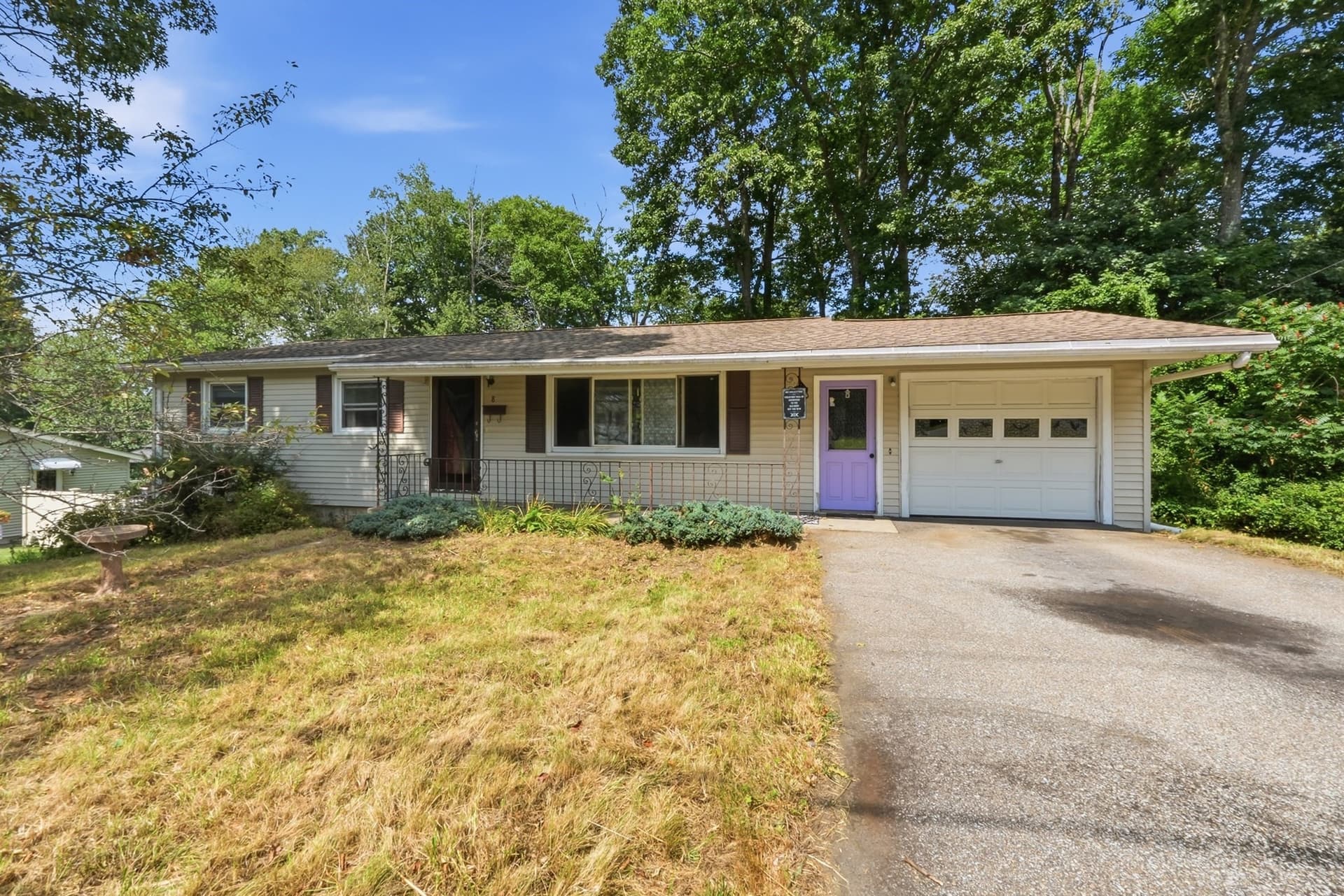 8 Tanglewood Road, Leicester MA 01524