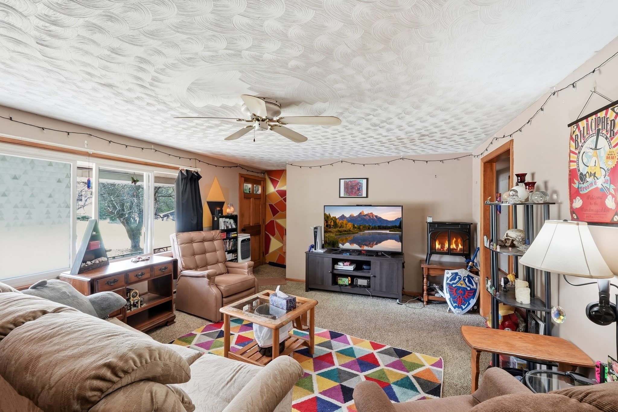 Single Family Residence at 8 Tanglewood Road, Leicester MA 01524, photo 14 of 34