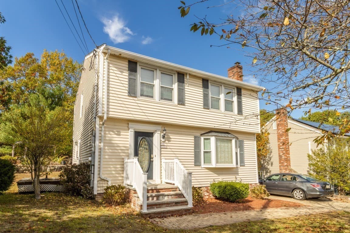 Single Family Residence at 19 Eagle Street, Boston MA 02132, photo 2 of 31