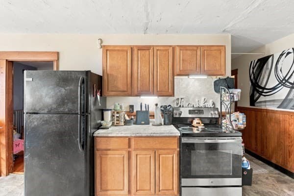 3 Family at 49 Abbott Street, Gardner MA 01440, photo 23 of 26
