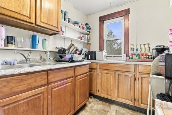 3 Family at 49 Abbott Street, Gardner MA 01440, photo 14 of 26