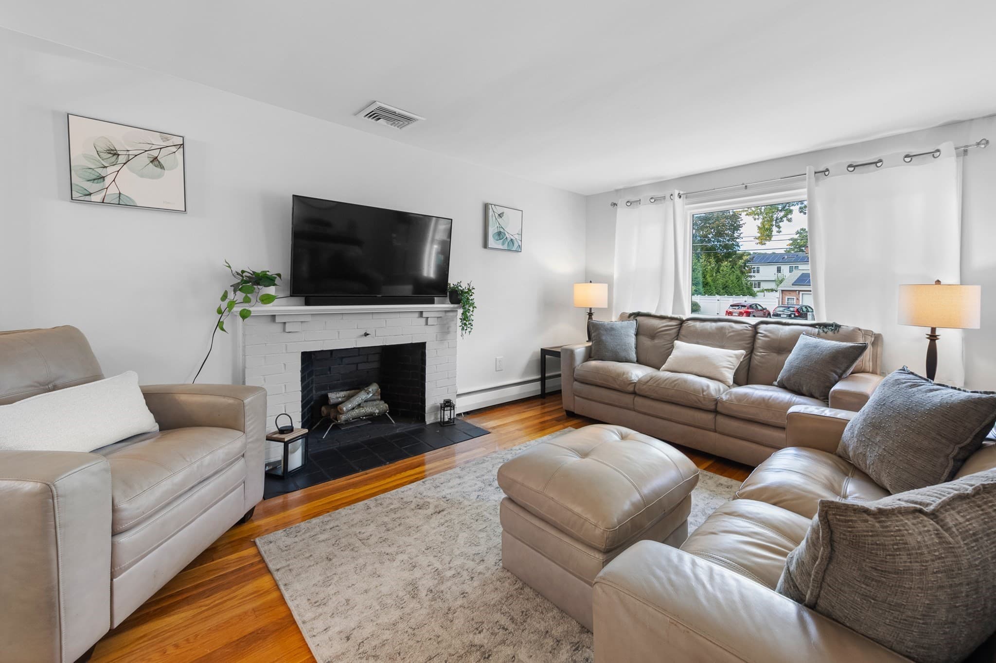 Single Family Residence at 15 Carson, Woburn MA 01801, photo 7 of 25
