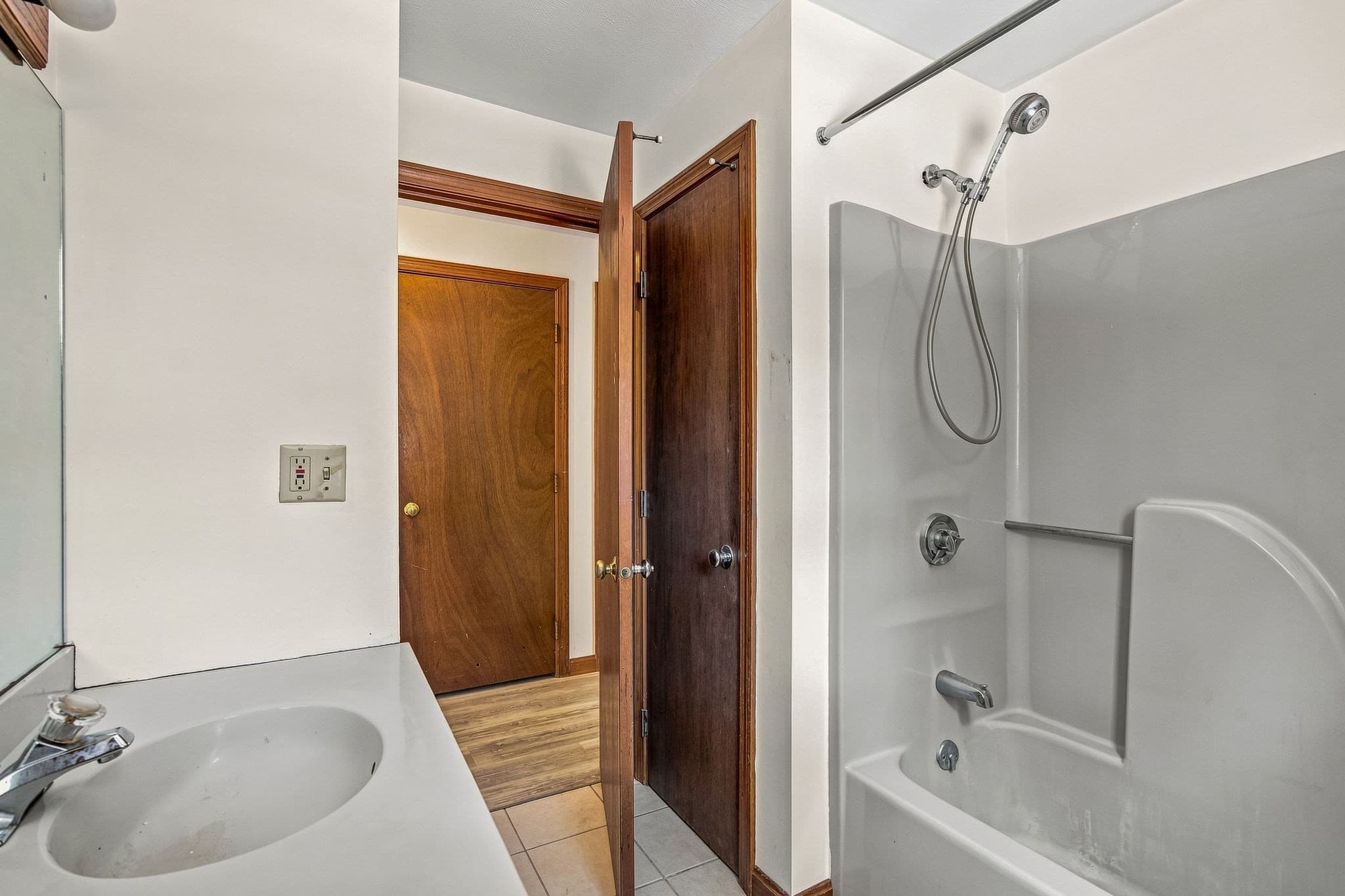 Single Family Residence at 123 Elain Ave, Falmouth MA 02536, photo 19 of 23