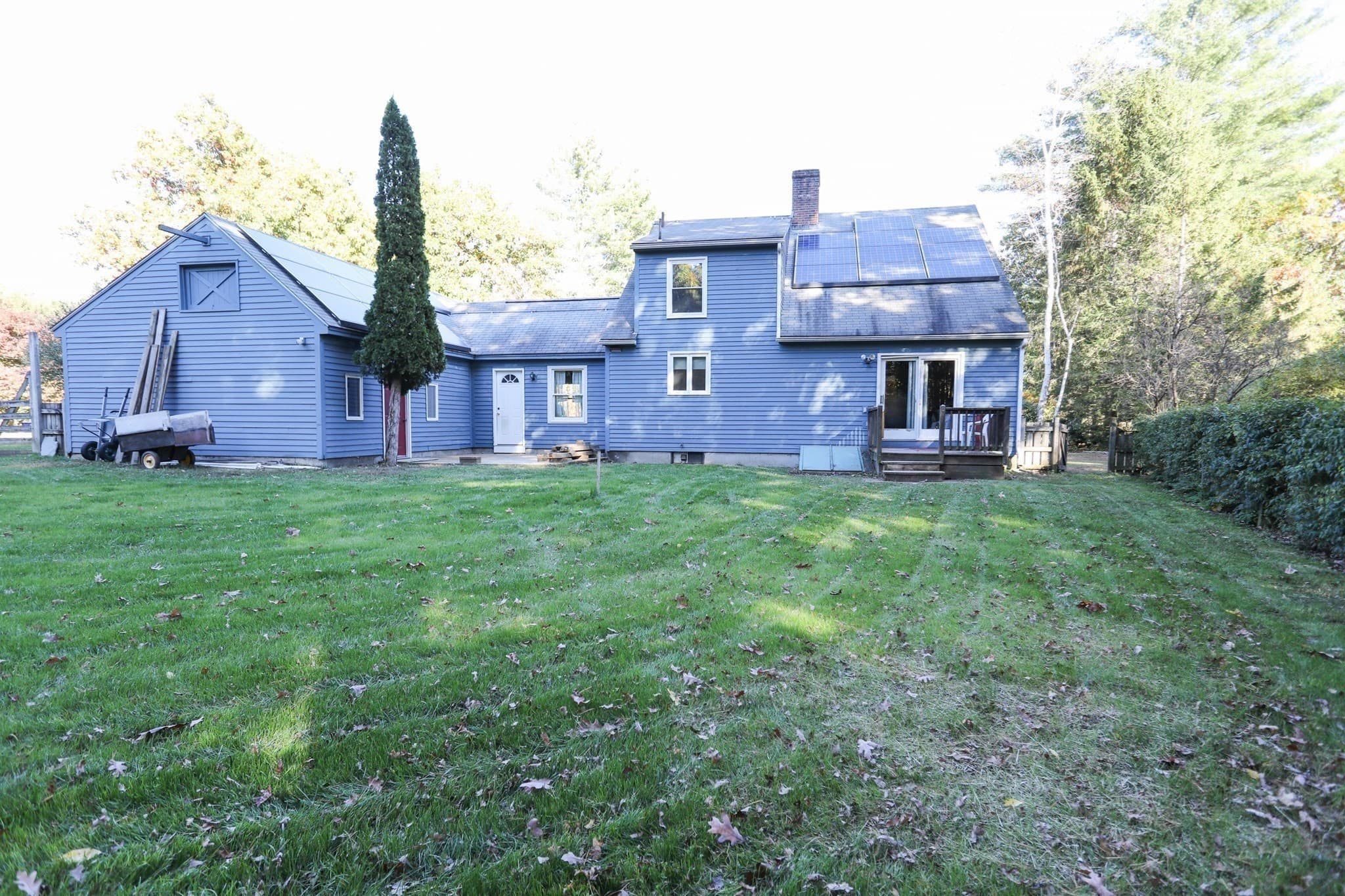Single Family Residence at 404 Plain Road, Greenfield MA 01301, photo 9 of 35