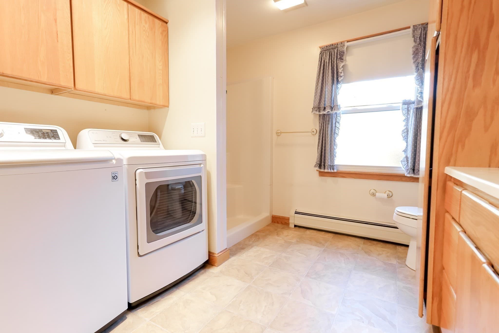 Single Family Residence at 404 Plain Road, Greenfield MA 01301, photo 18 of 35