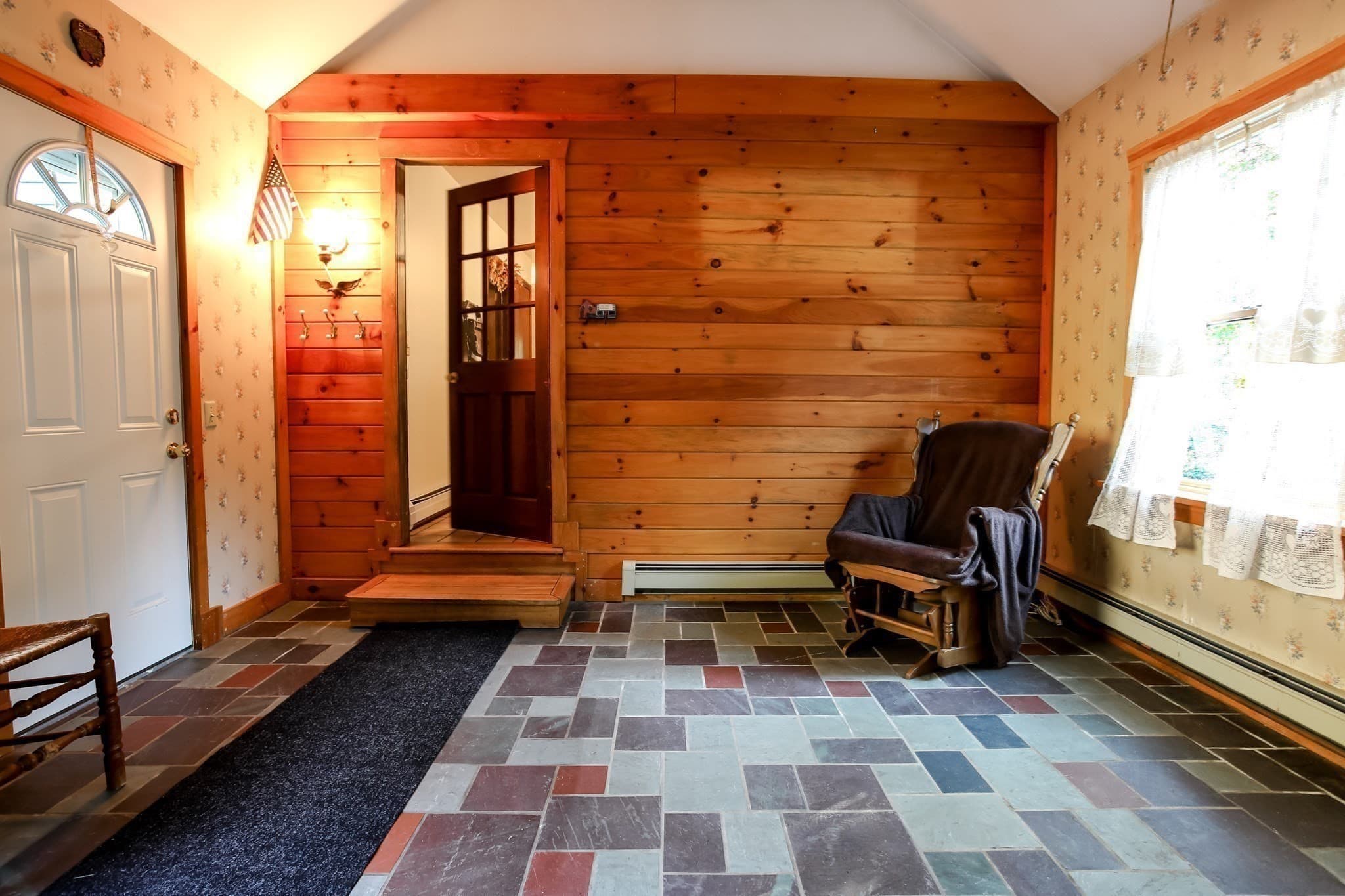 Single Family Residence at 404 Plain Road, Greenfield MA 01301, photo 15 of 35