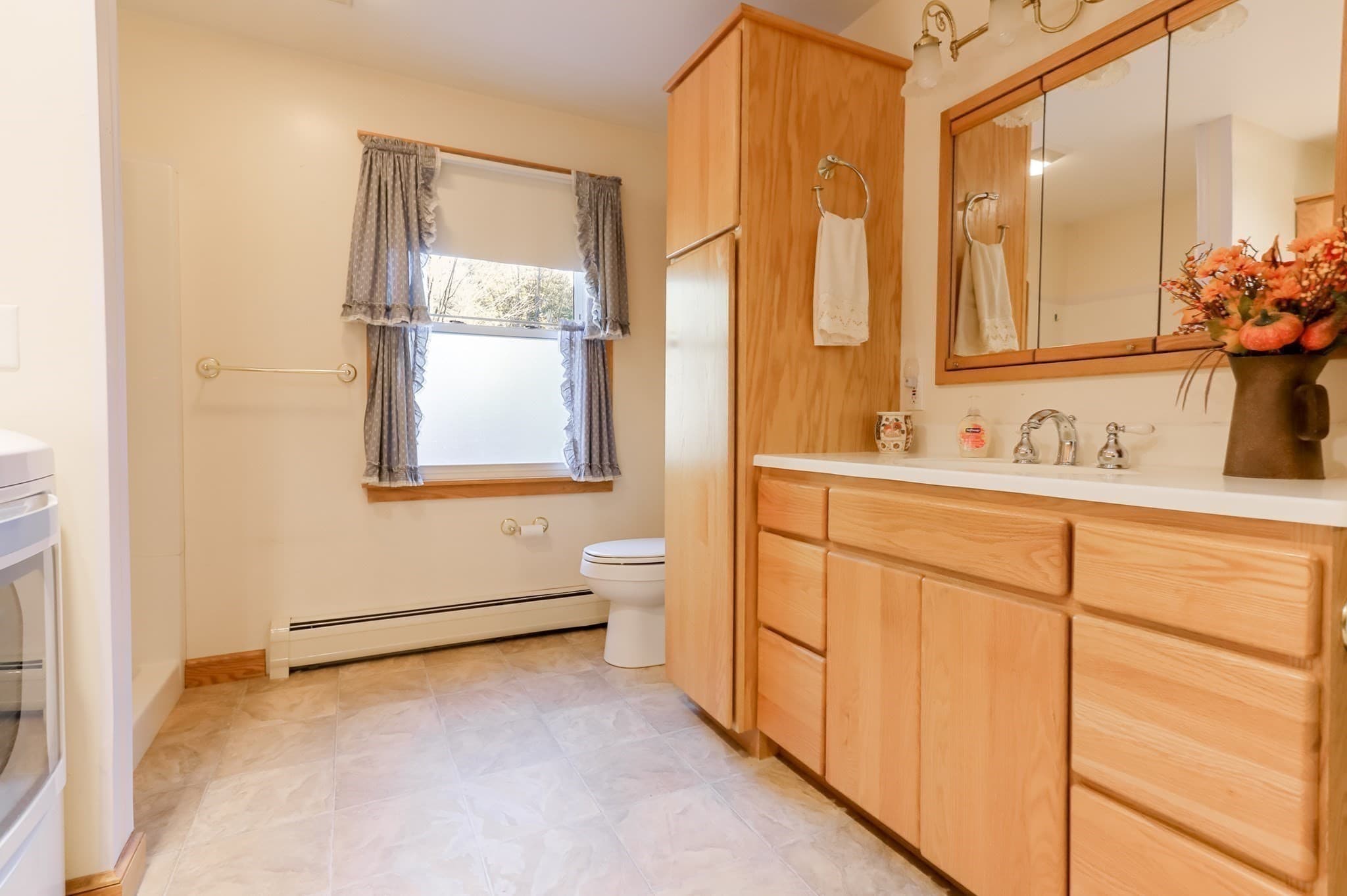 Single Family Residence at 404 Plain Road, Greenfield MA 01301, photo 19 of 35