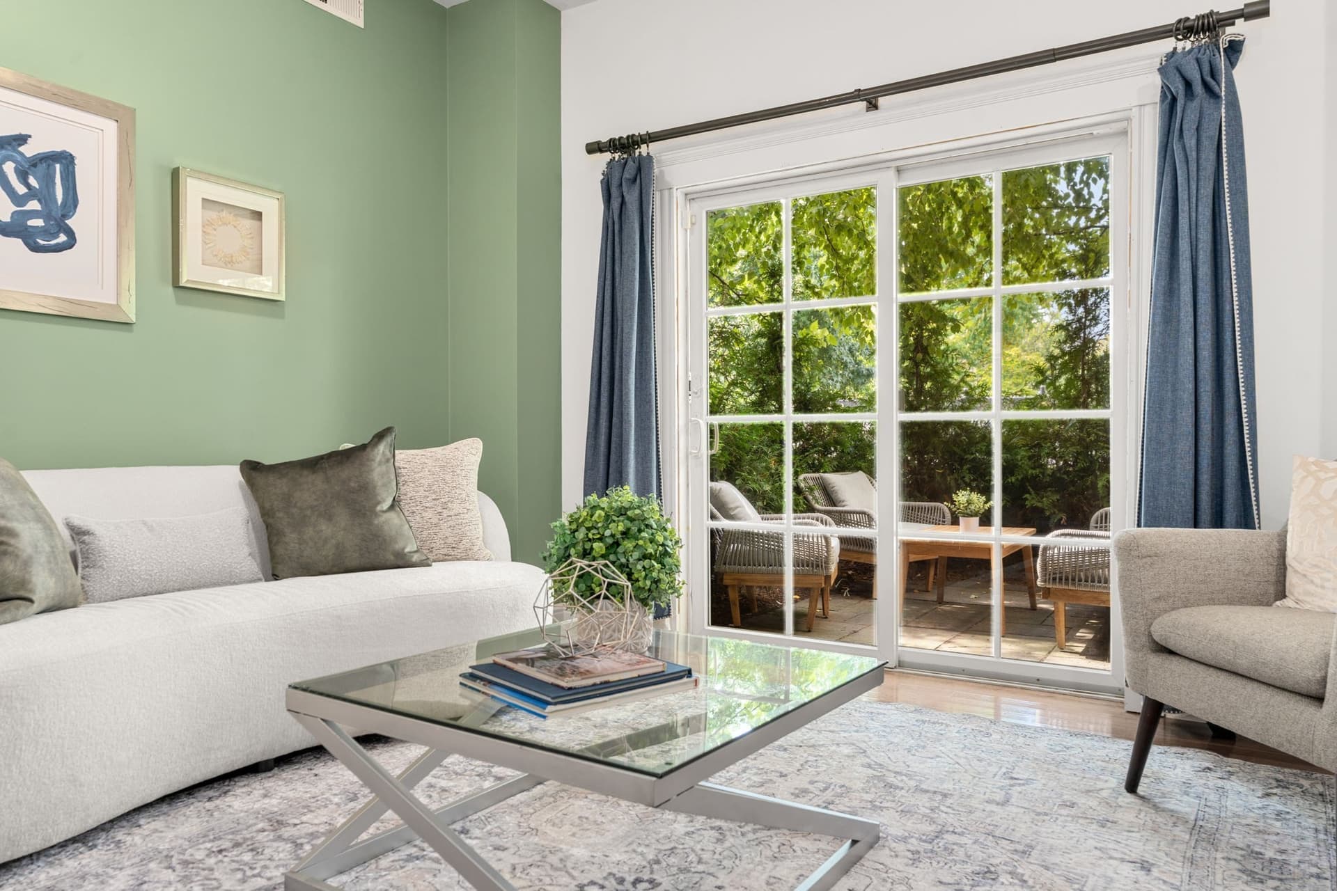 61 Bolton St # 102, Cambridge MA 02140
