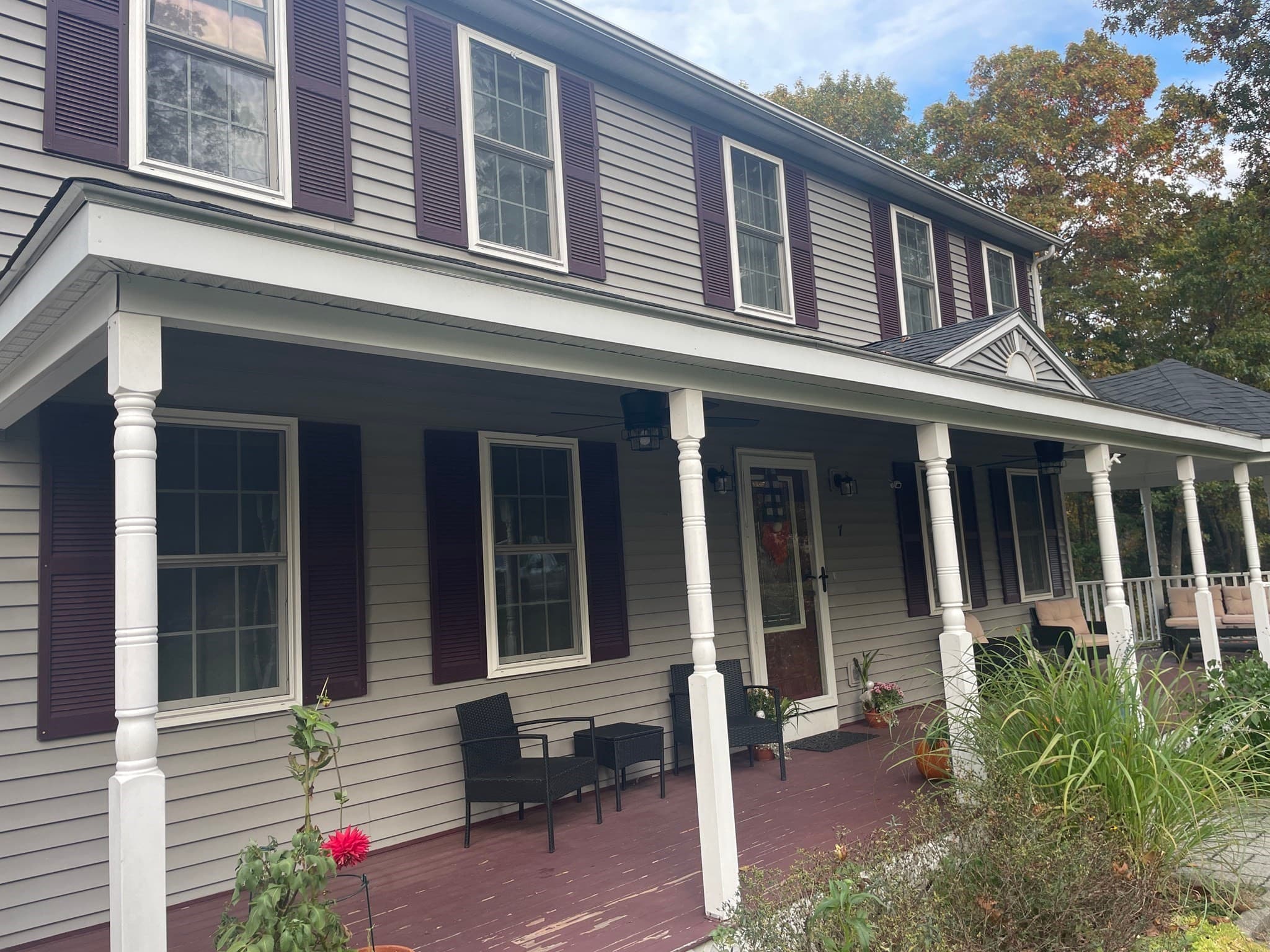 Single Family Residence at 7 Lauren Ln, Sturbridge MA 01518, photo 2 of 42