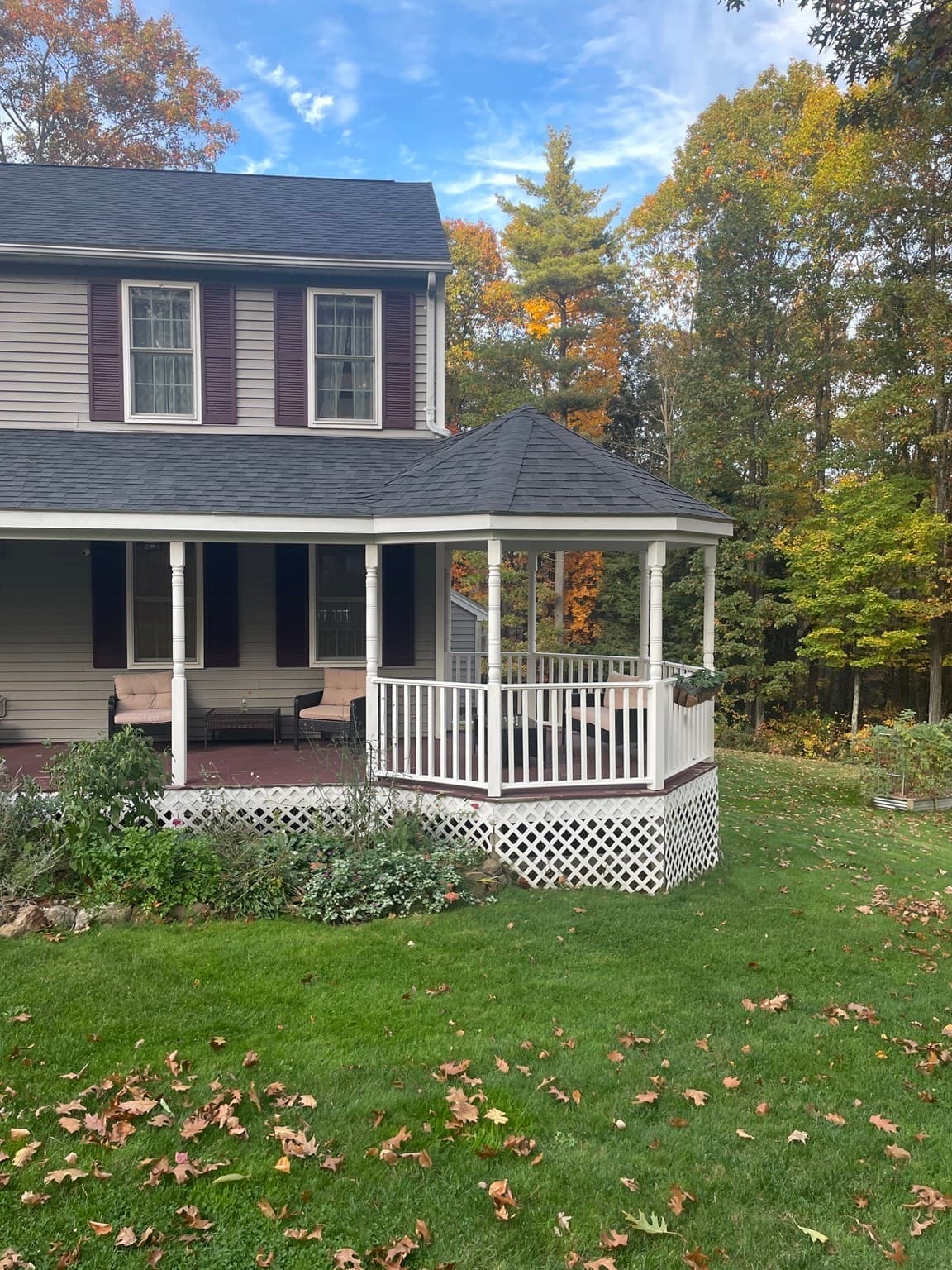 Single Family Residence at 7 Lauren Ln, Sturbridge MA 01518, photo 4 of 42
