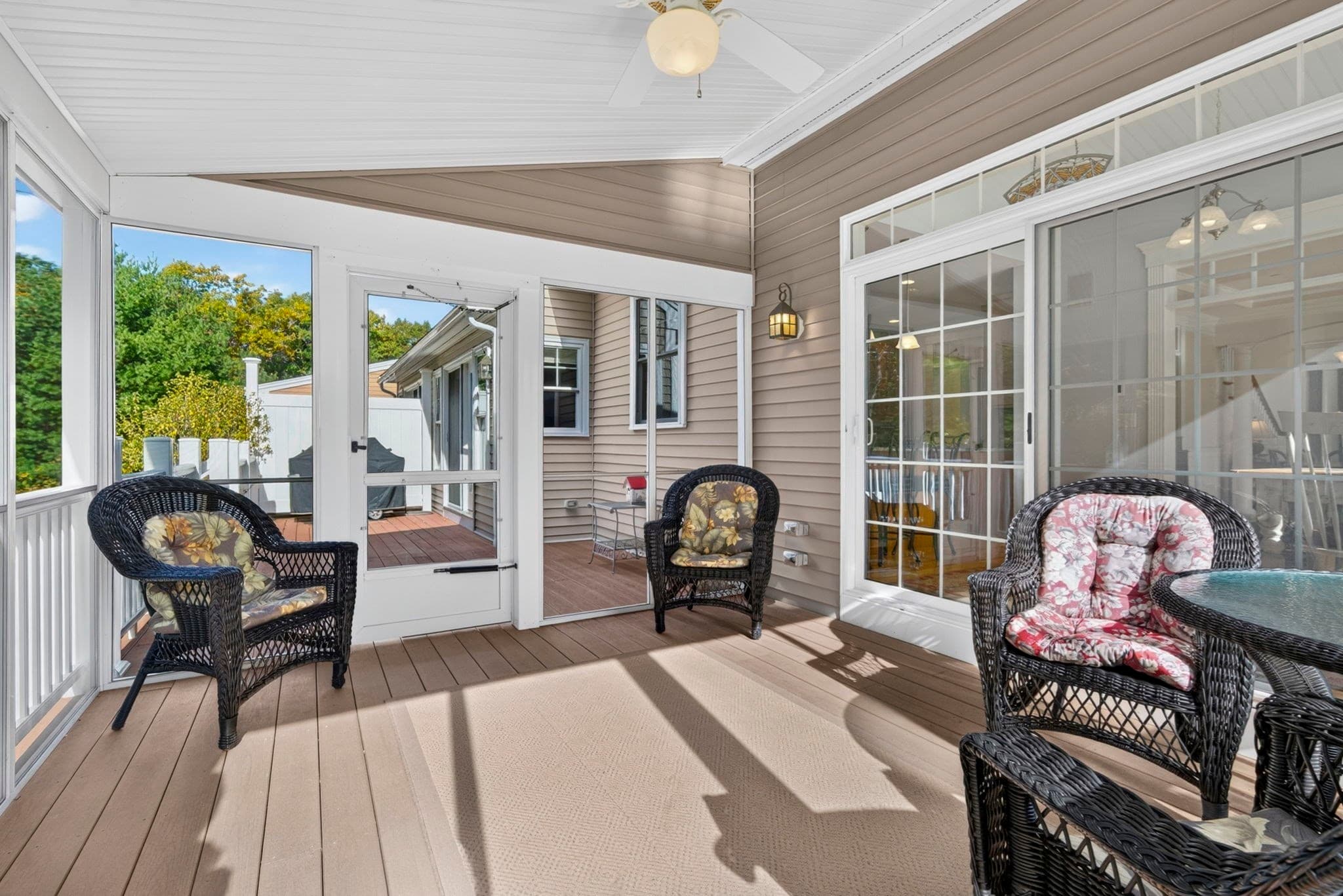 Condominium at 6 Heron Cir # A, Gloucester MA 01930, photo 27 of 38