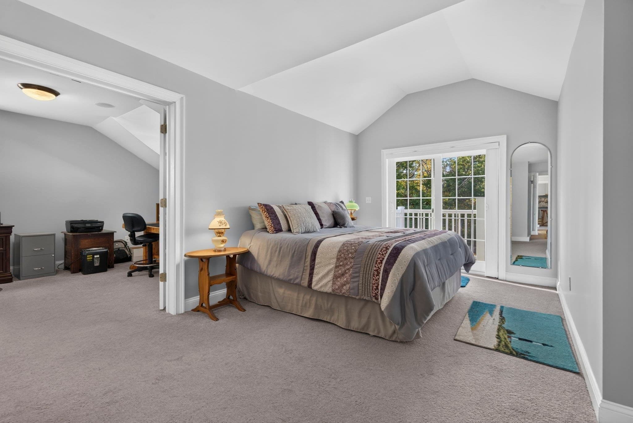 Condominium at 6 Heron Cir # A, Gloucester MA 01930, photo 12 of 38