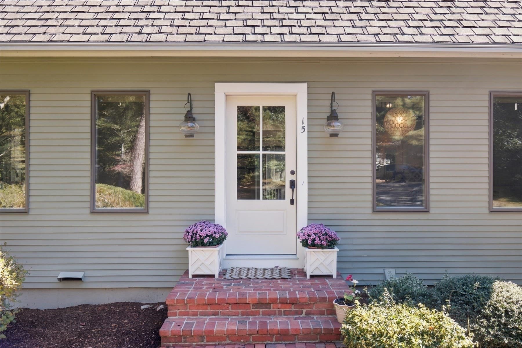 Single Family Residence at 15 Sheep Pasture Way, Sandwich MA 02537, photo 2 of 42