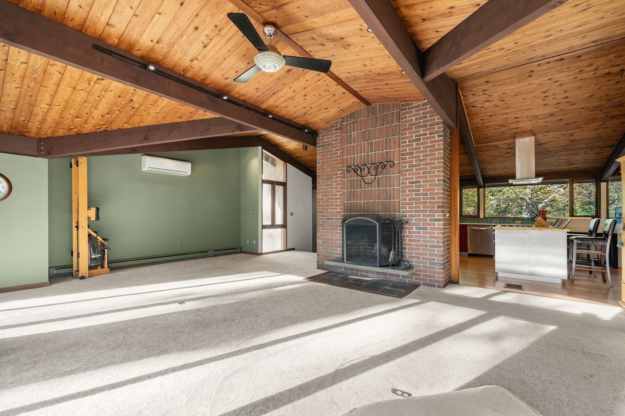 Single Family Residence at 10 Don Byrne Way, Hamilton MA 01982, photo 20 of 40
