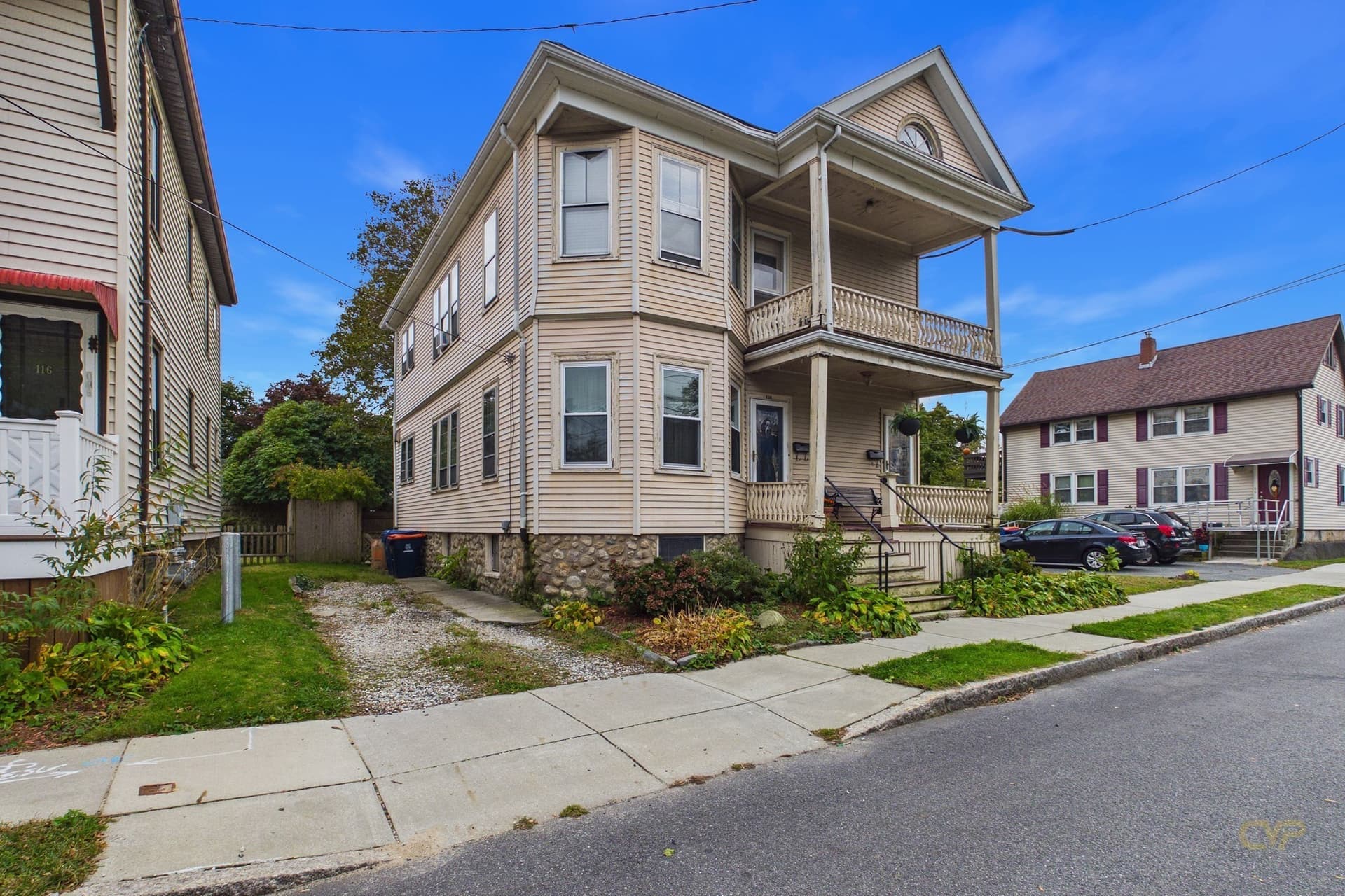 118-120 Mount Vernon, New Bedford MA 02740