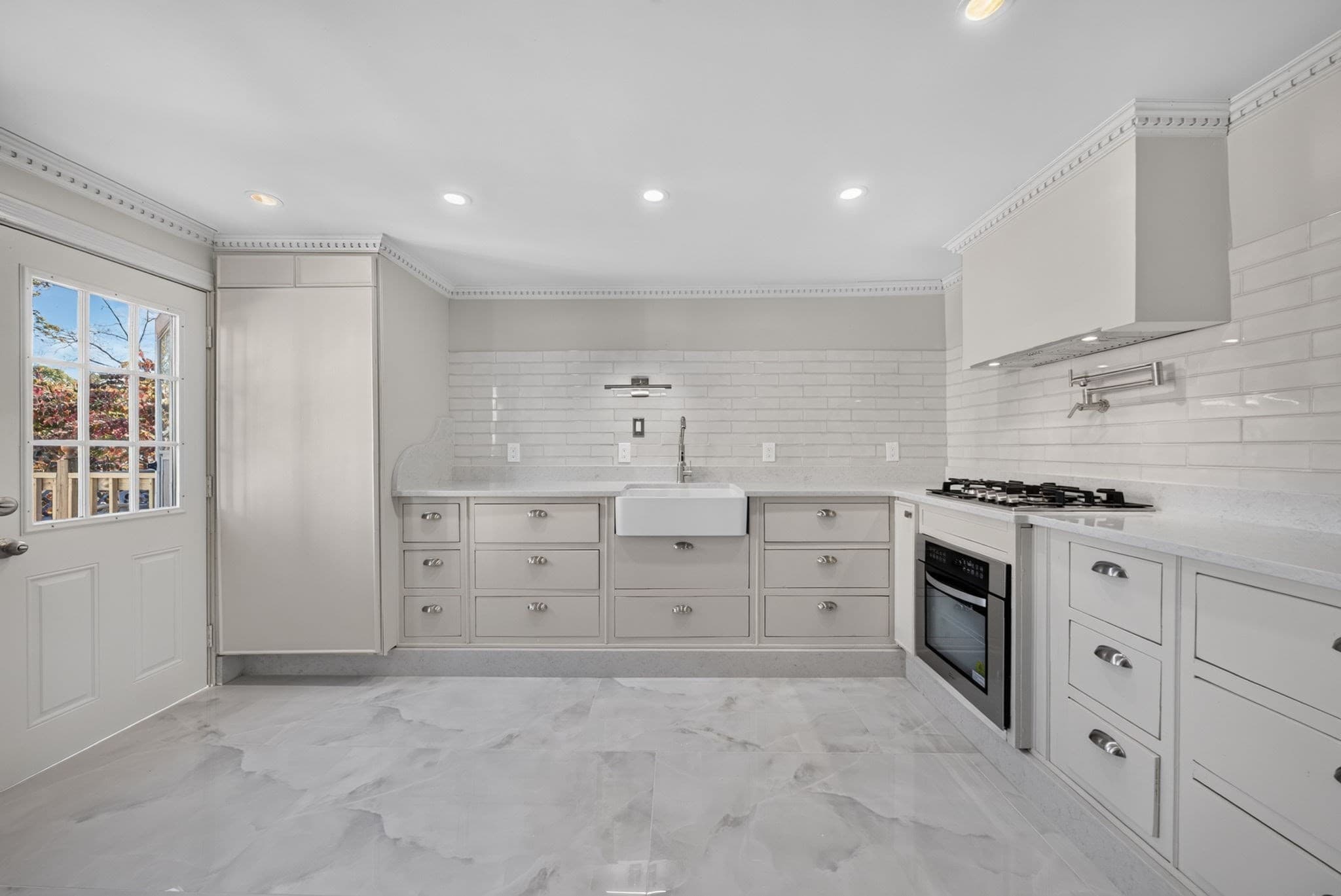 70 Brush Hill Rd # 70, Milton MA 02186