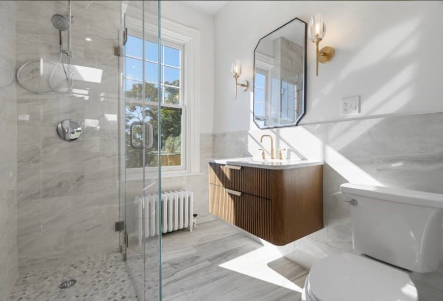 Single Family Residence at 58 Thomas Park, Boston MA 02127, photo 13 of 32