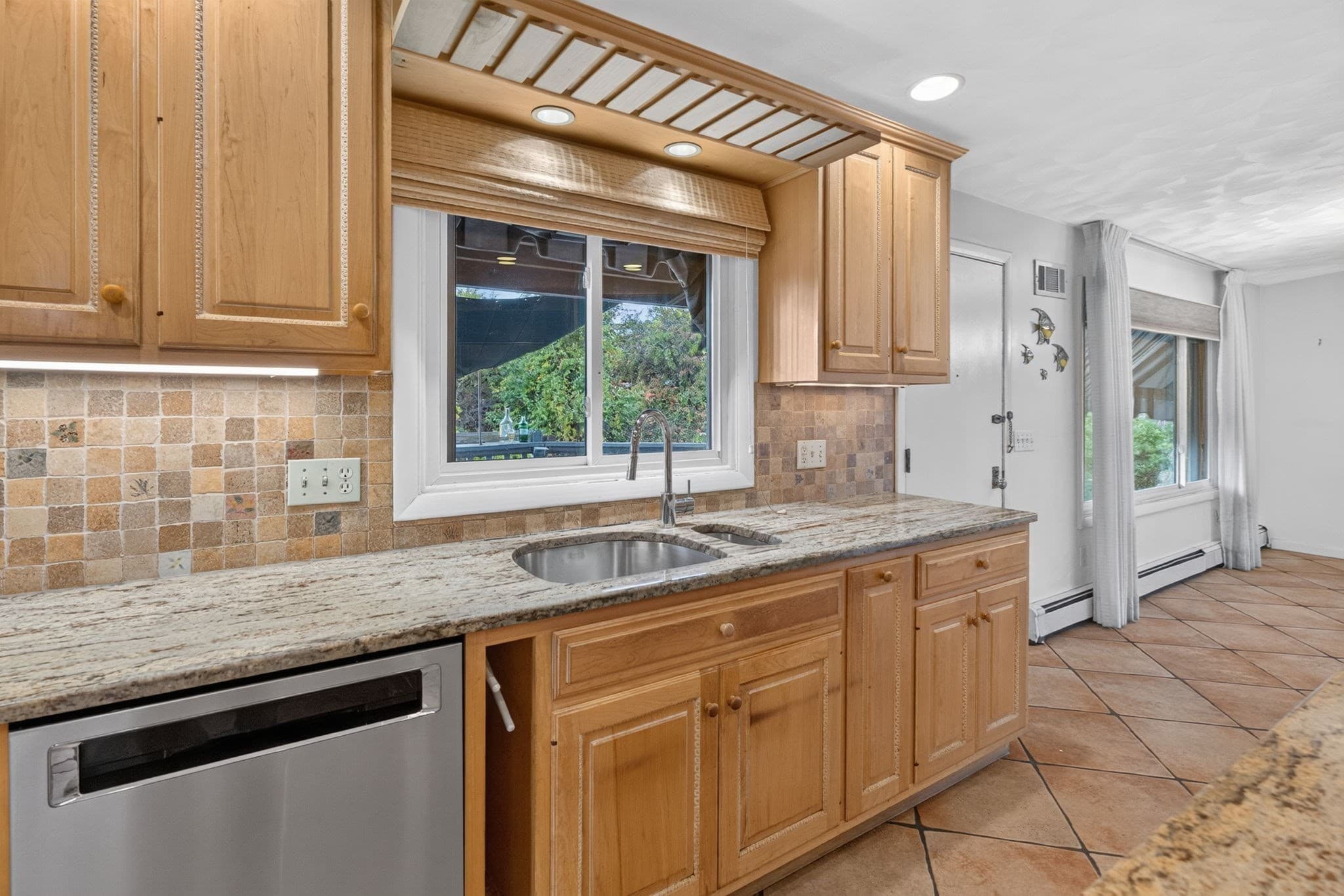 Multi Family at 120 Lynnway, Revere MA 02151, photo 8 of 27