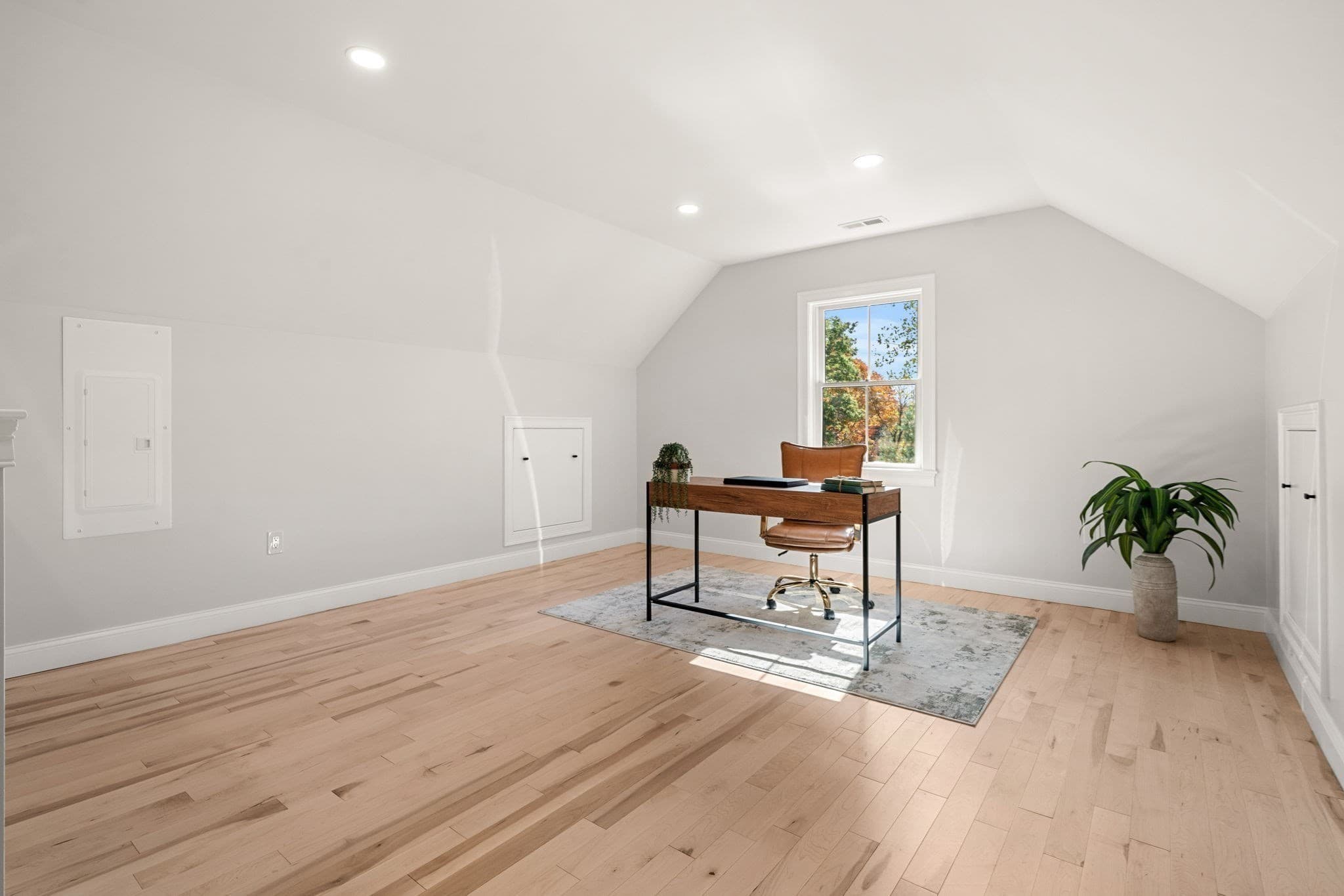 Single Family Residence at 5 Lee Avenue, Wilmington MA 01887, photo 27 of 41