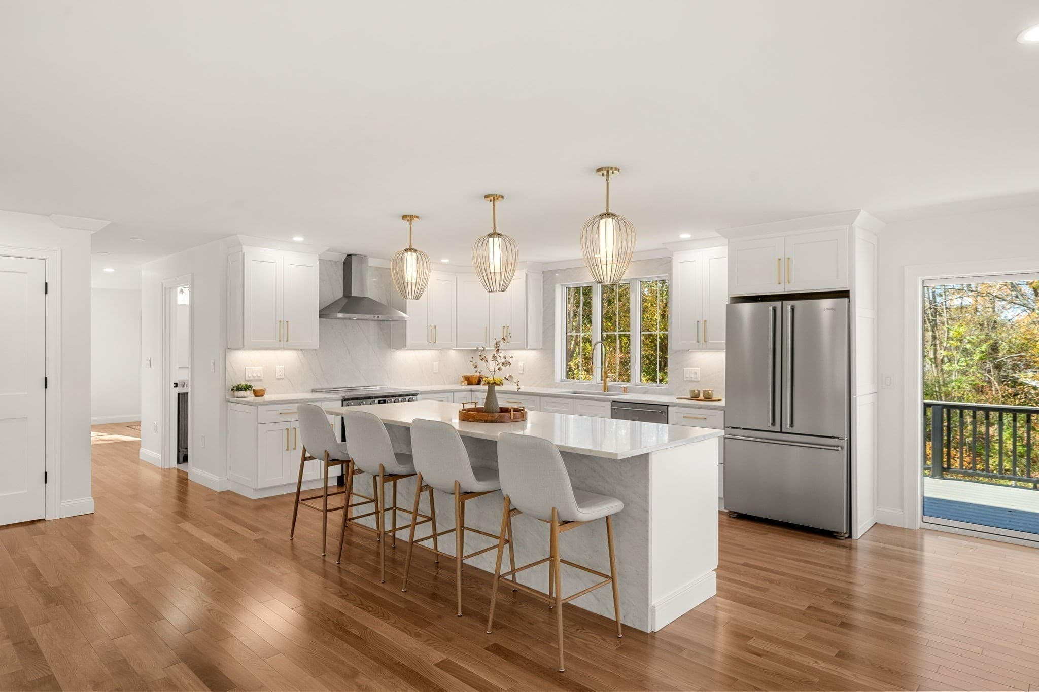 Single Family Residence at 5 Lee Avenue, Wilmington MA 01887, photo 5 of 41