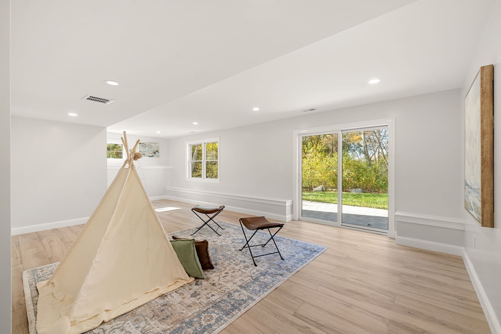 Single Family Residence at 5 Lee Avenue, Wilmington MA 01887, photo 30 of 41