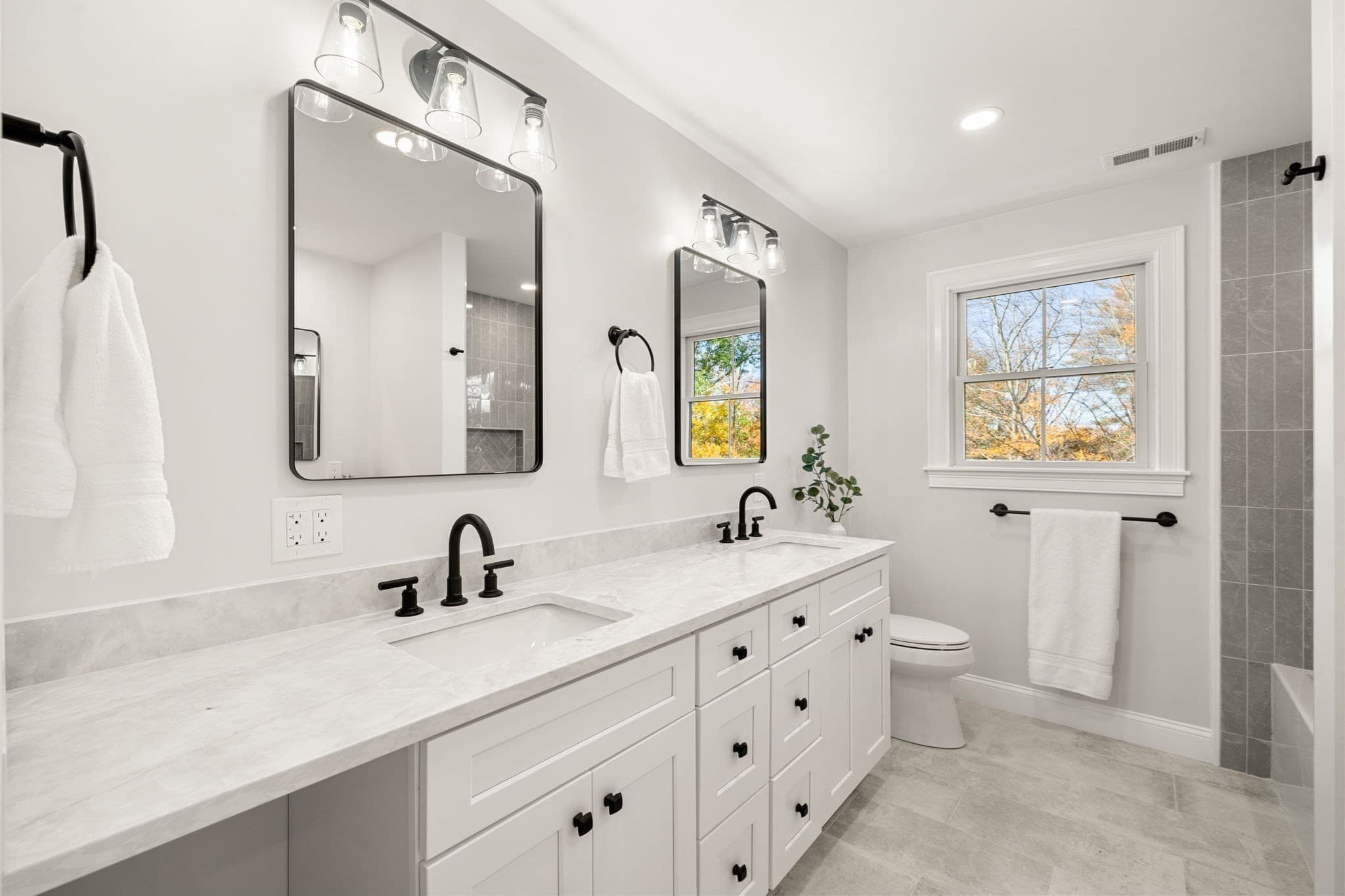 Single Family Residence at 5 Lee Avenue, Wilmington MA 01887, photo 21 of 41