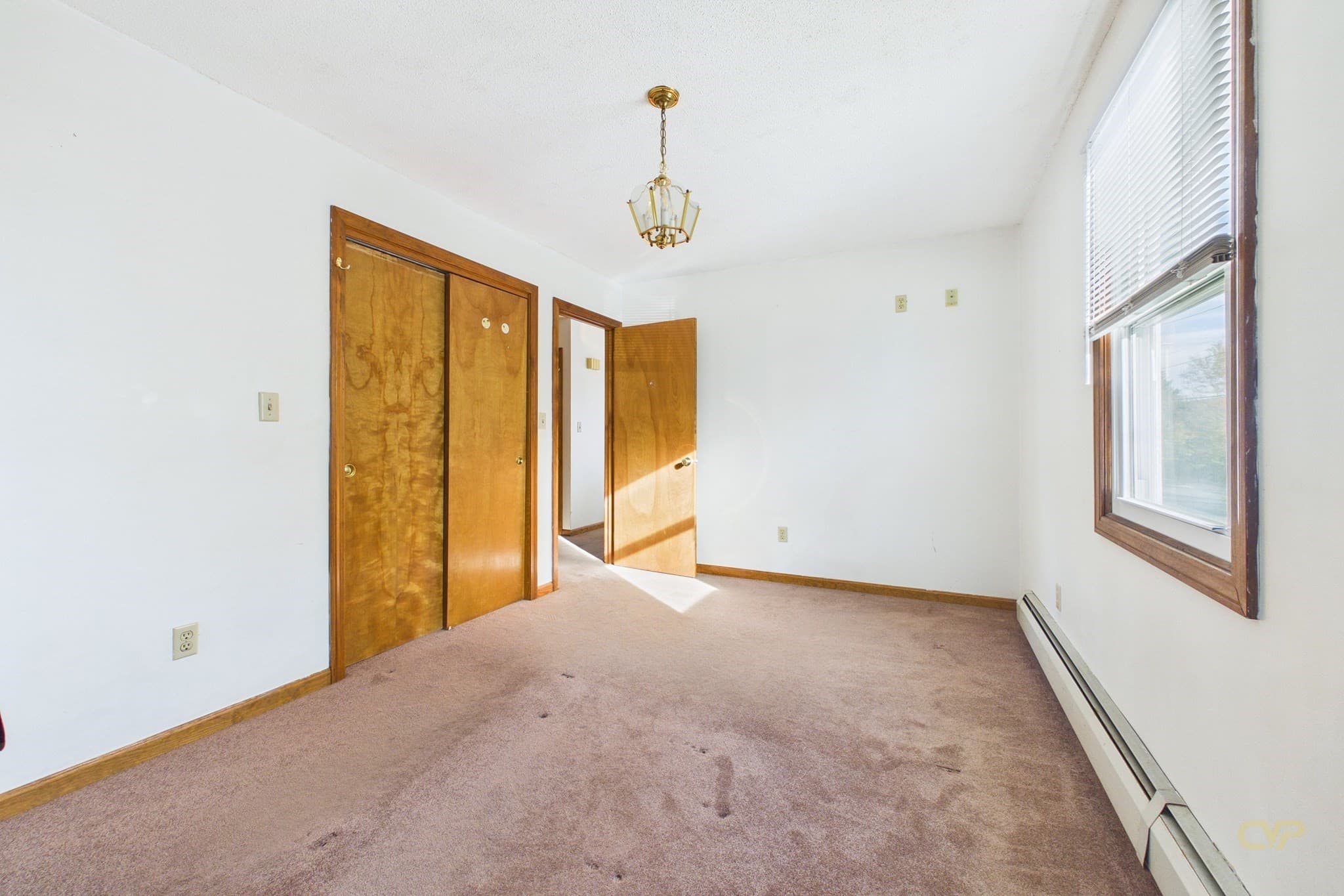 Single Family Residence at 91 Jenkins St, New Bedford MA 02740, photo 13 of 30