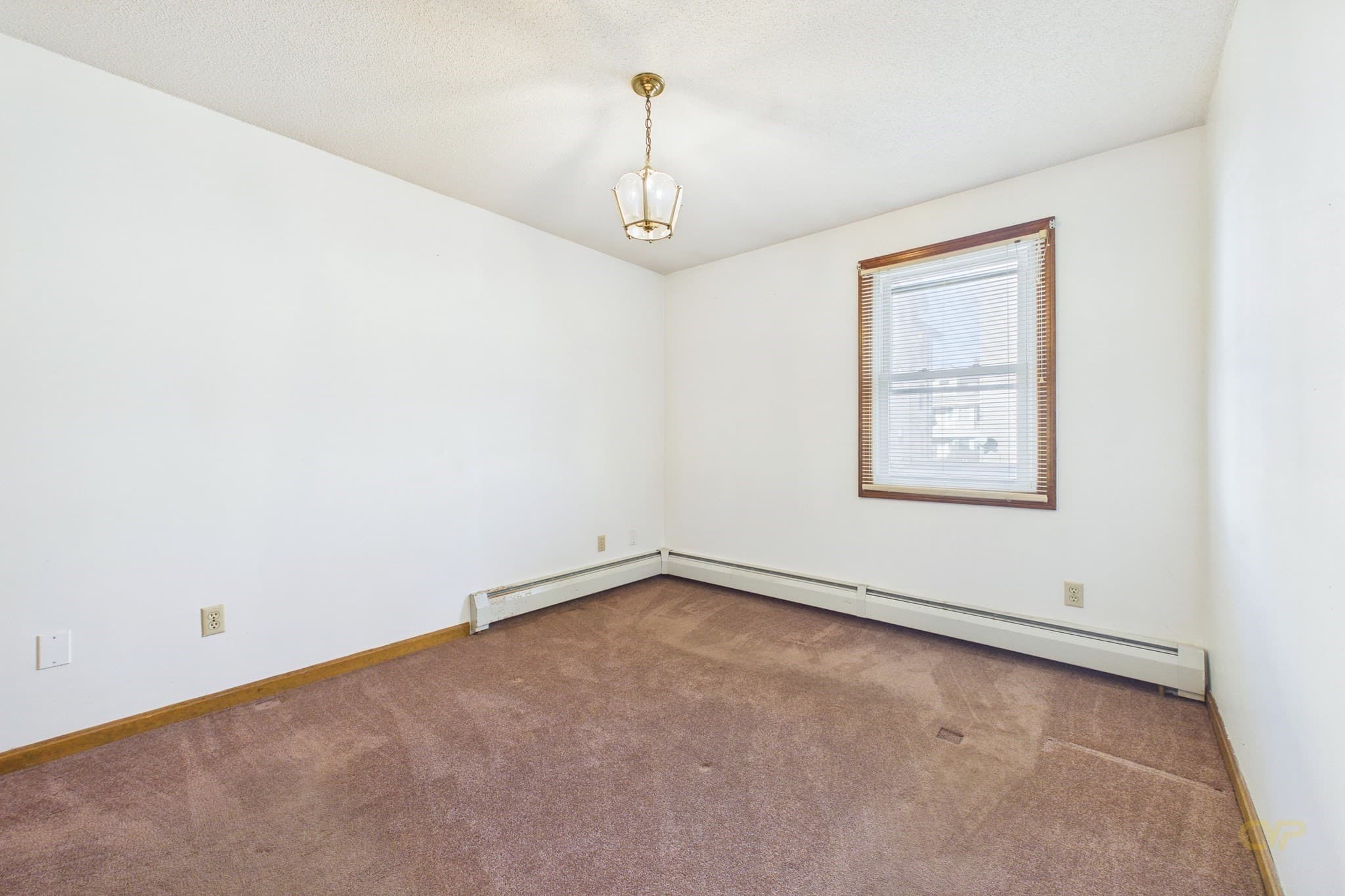 Single Family Residence at 91 Jenkins St, New Bedford MA 02740, photo 16 of 30