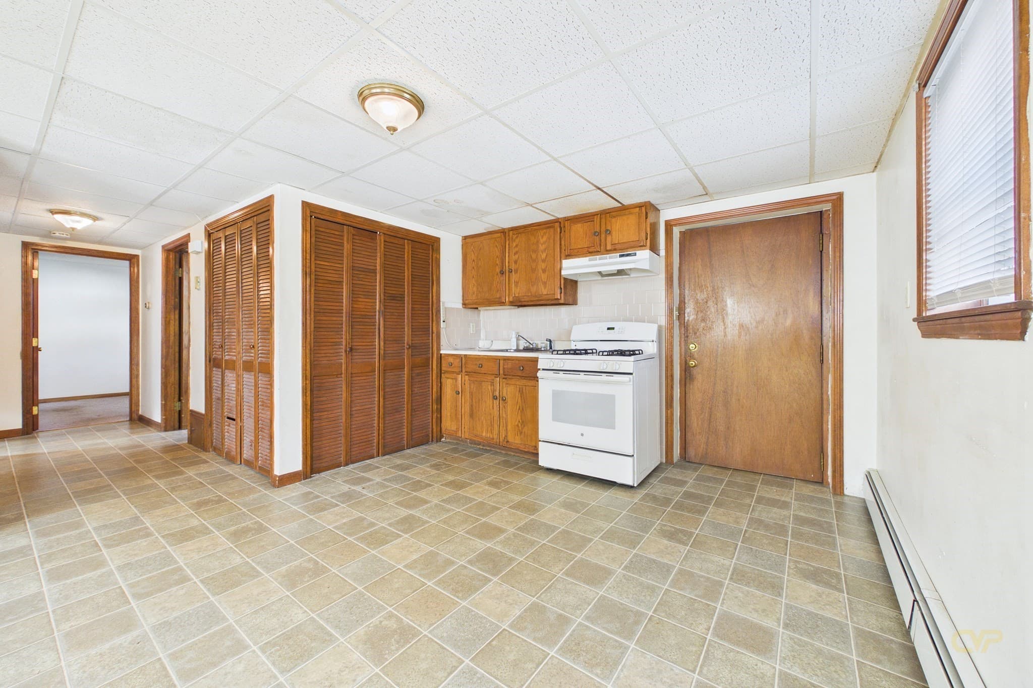 Single Family Residence at 91 Jenkins St, New Bedford MA 02740, photo 22 of 30