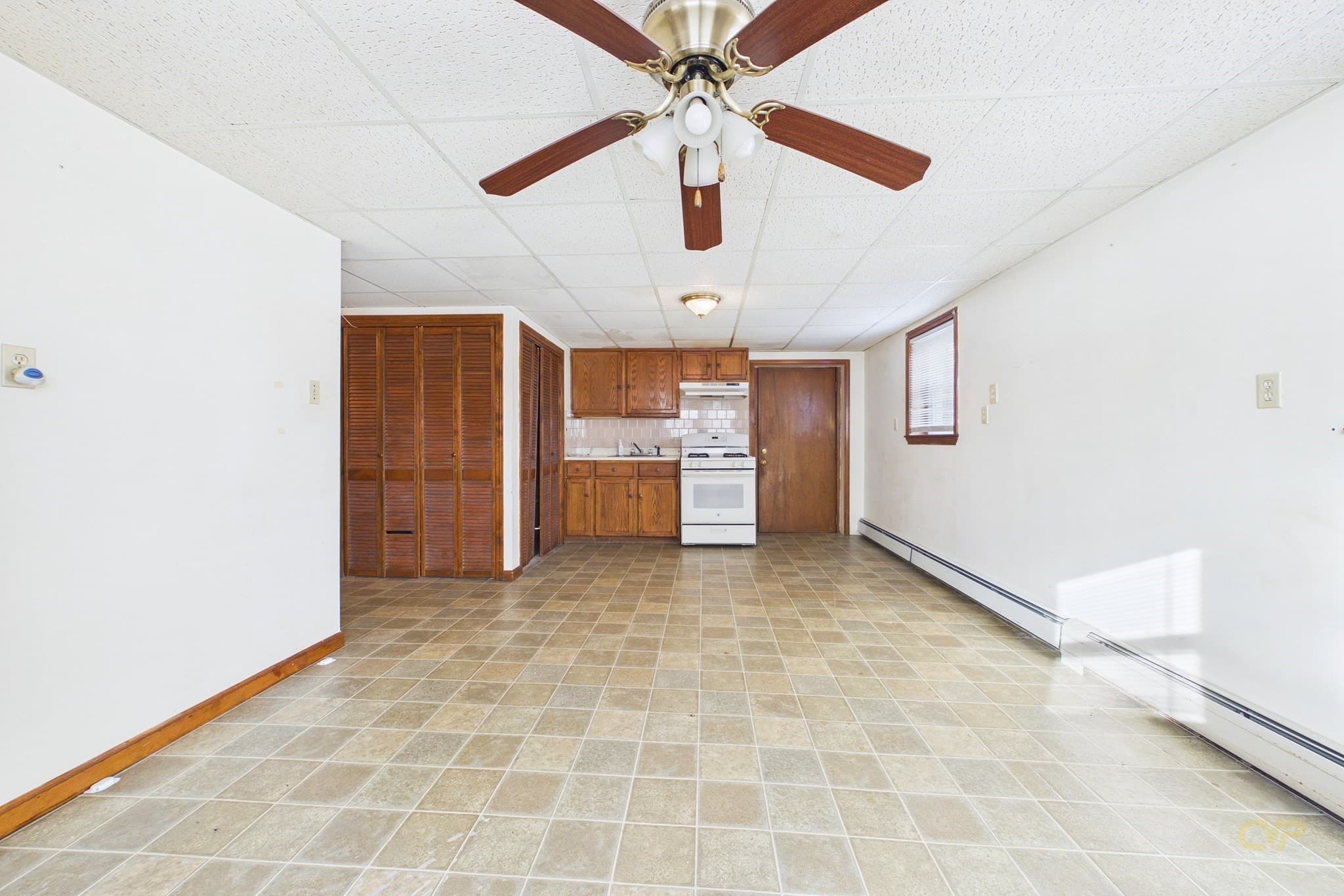 Single Family Residence at 91 Jenkins St, New Bedford MA 02740, photo 24 of 30