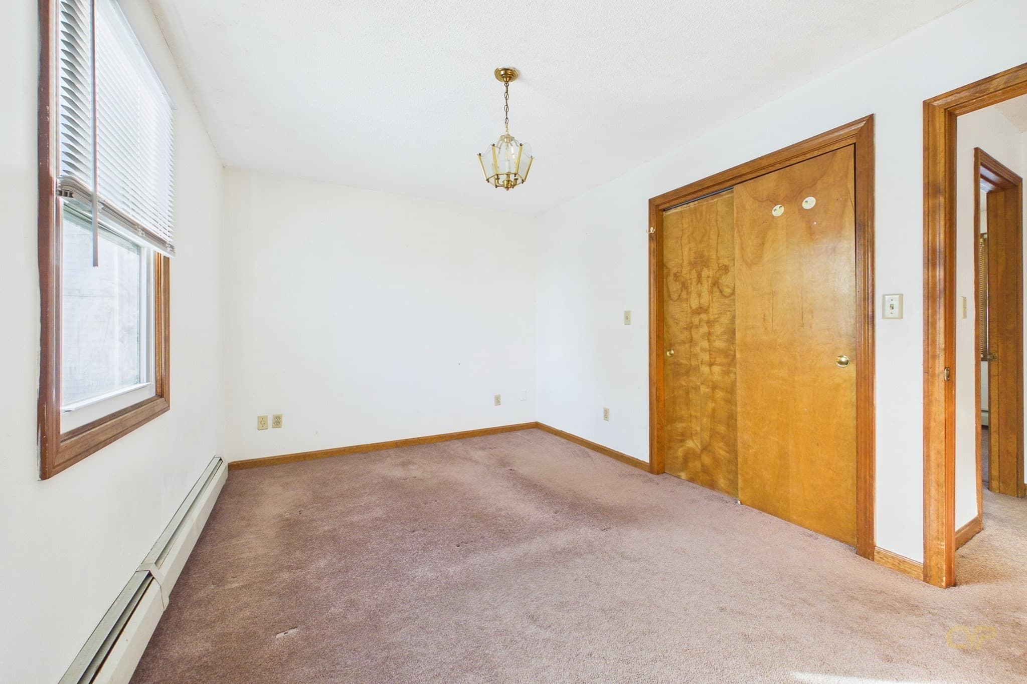 Single Family Residence at 91 Jenkins St, New Bedford MA 02740, photo 14 of 30