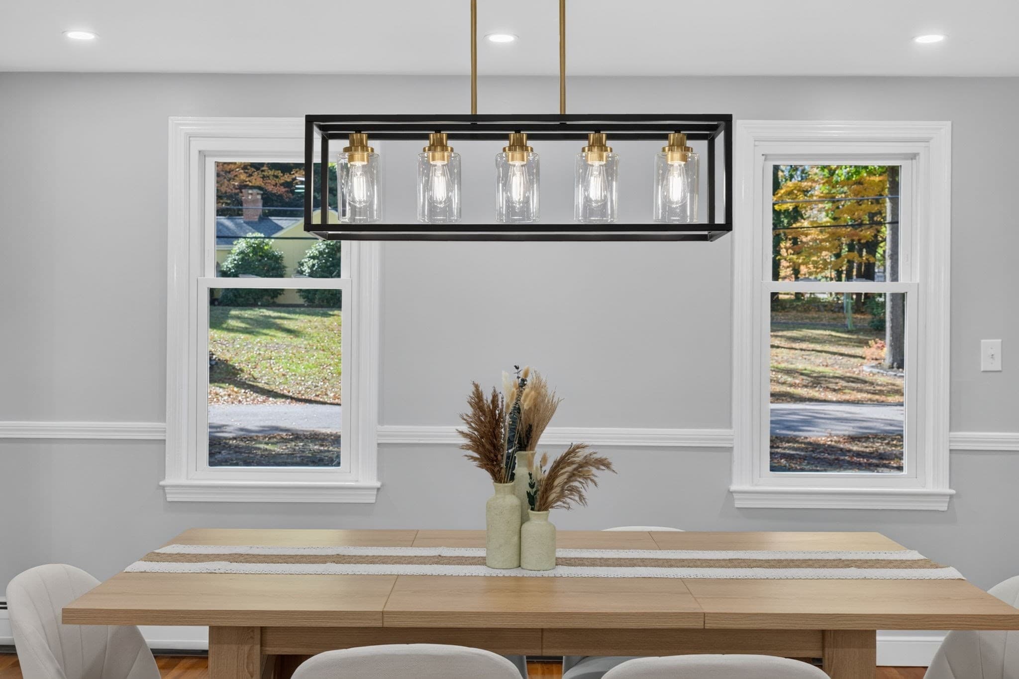 Single Family Residence at 7 Hillcrest Dr, Chelmsford MA 01824, photo 10 of 40