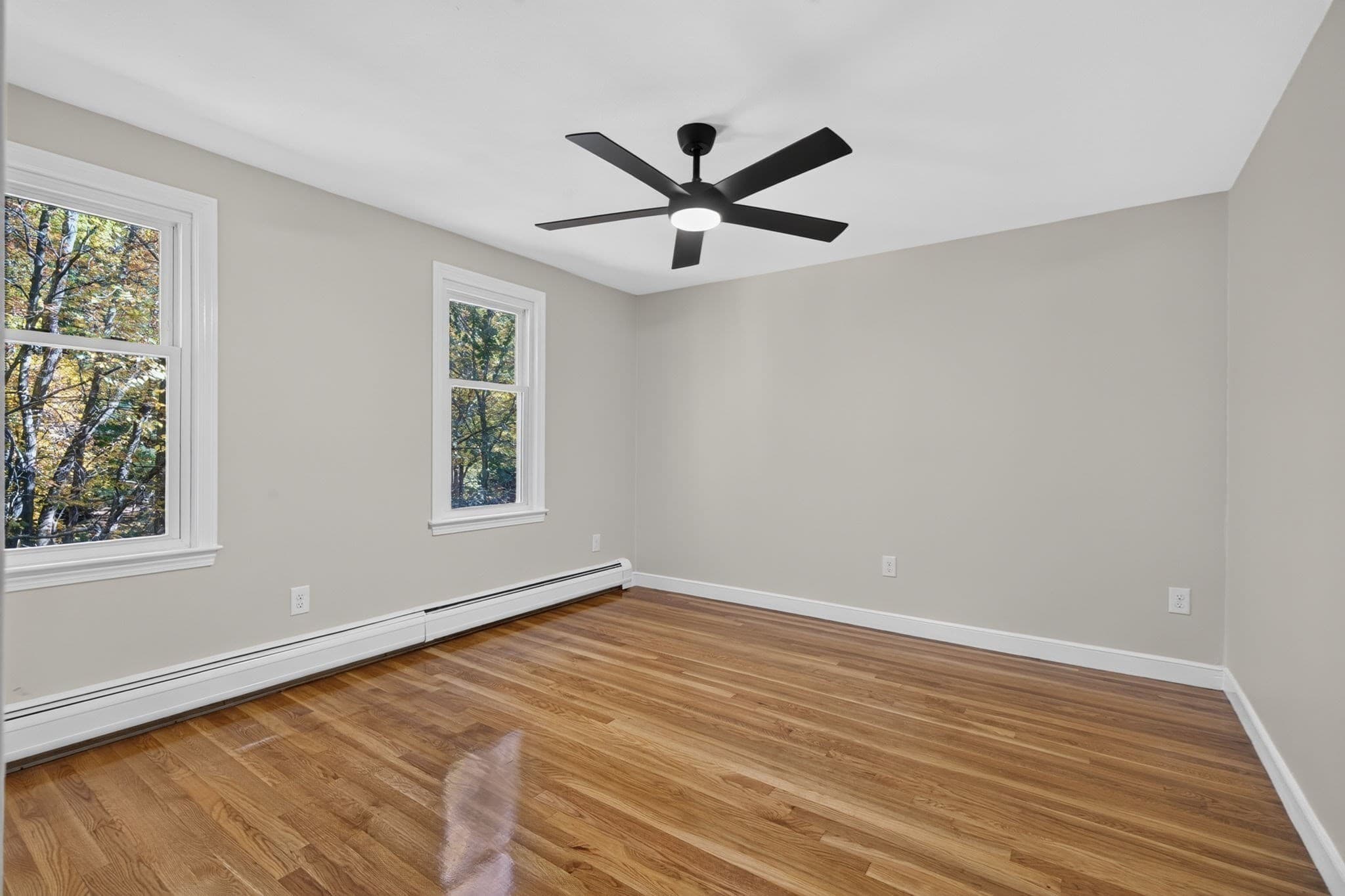 Single Family Residence at 7 Hillcrest Dr, Chelmsford MA 01824, photo 19 of 40