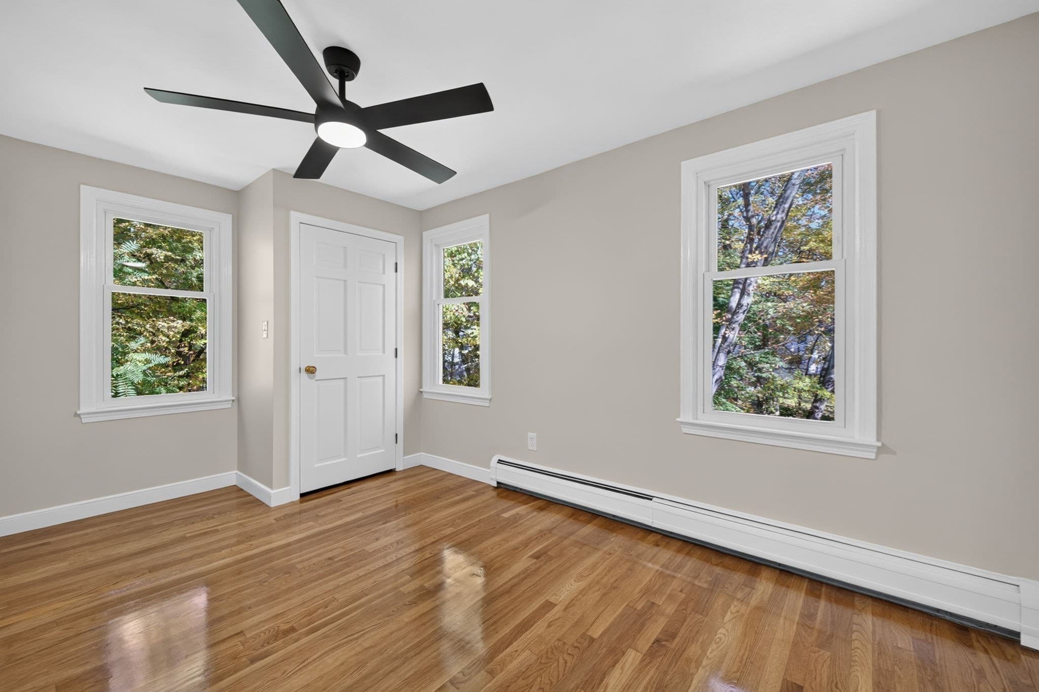 Single Family Residence at 7 Hillcrest Dr, Chelmsford MA 01824, photo 25 of 40