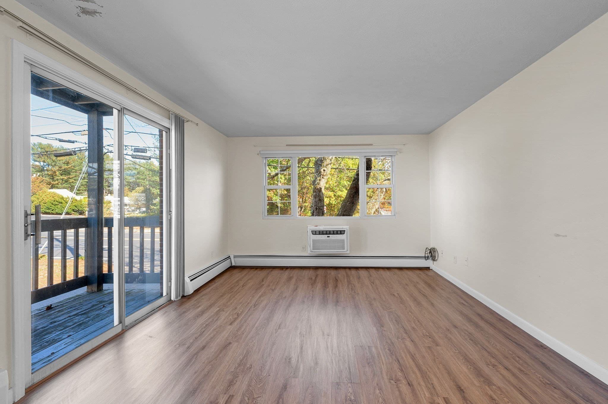 Condominium at 270 Main St # 14, North Reading MA 01864, photo 3 of 20