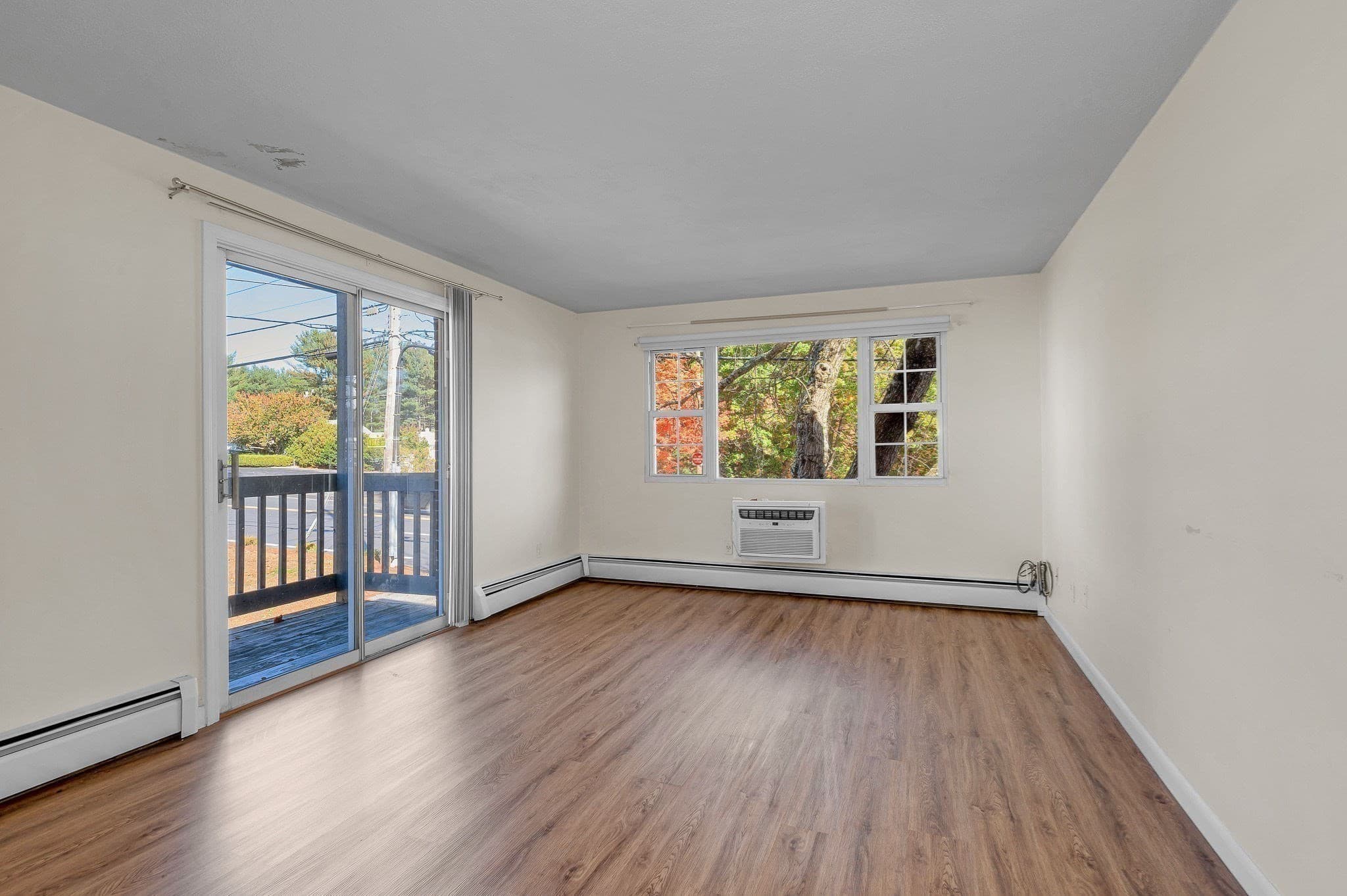 Condominium at 270 Main St # 14, North Reading MA 01864, photo 5 of 20