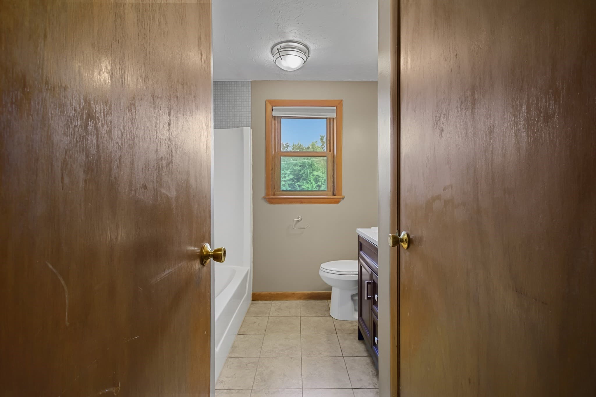 Condominium at 17 Perry Pl # 17, Auburn MA 01501, photo 13 of 28