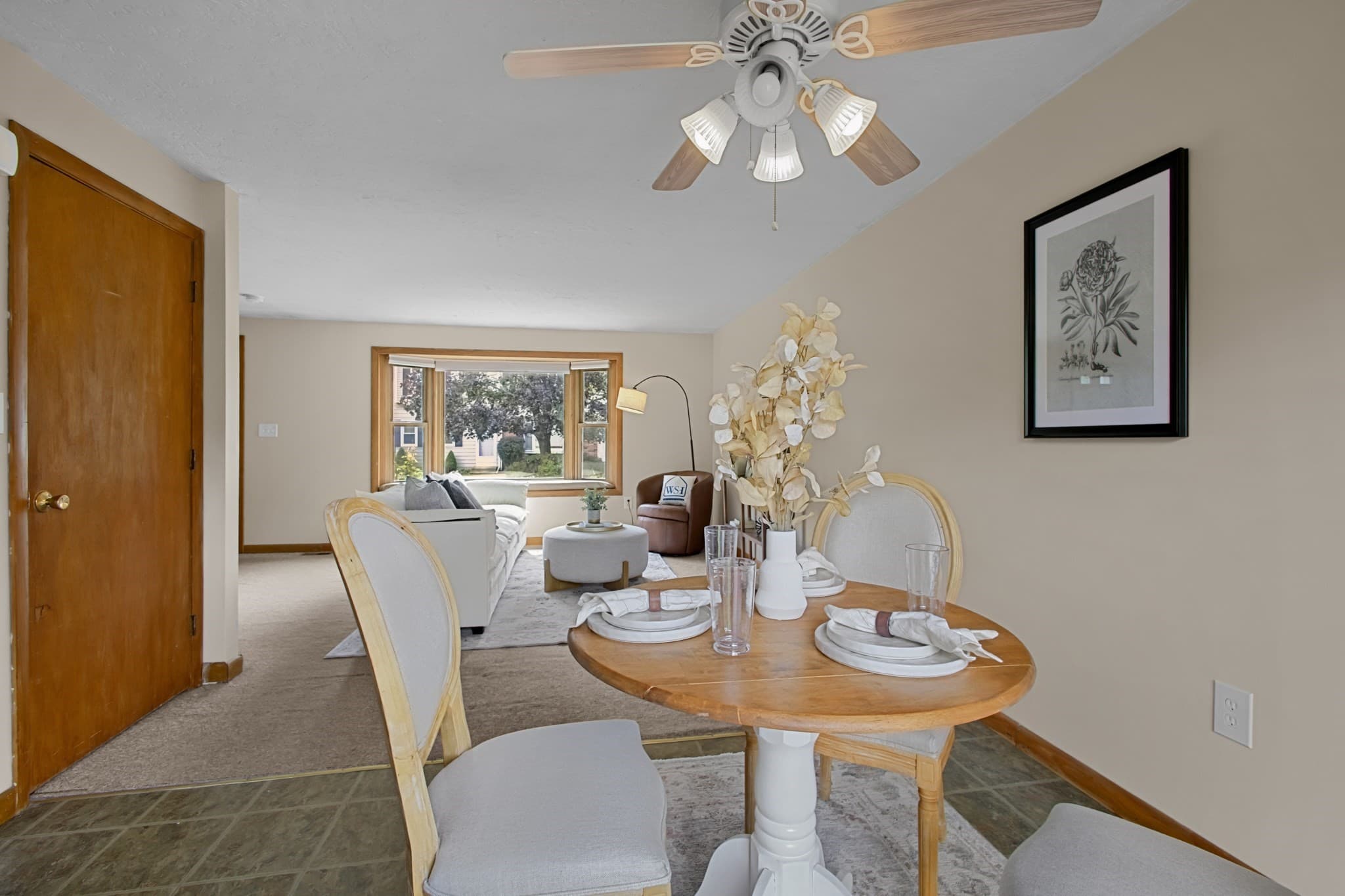 Condominium at 17 Perry Pl # 17, Auburn MA 01501, photo 12 of 28