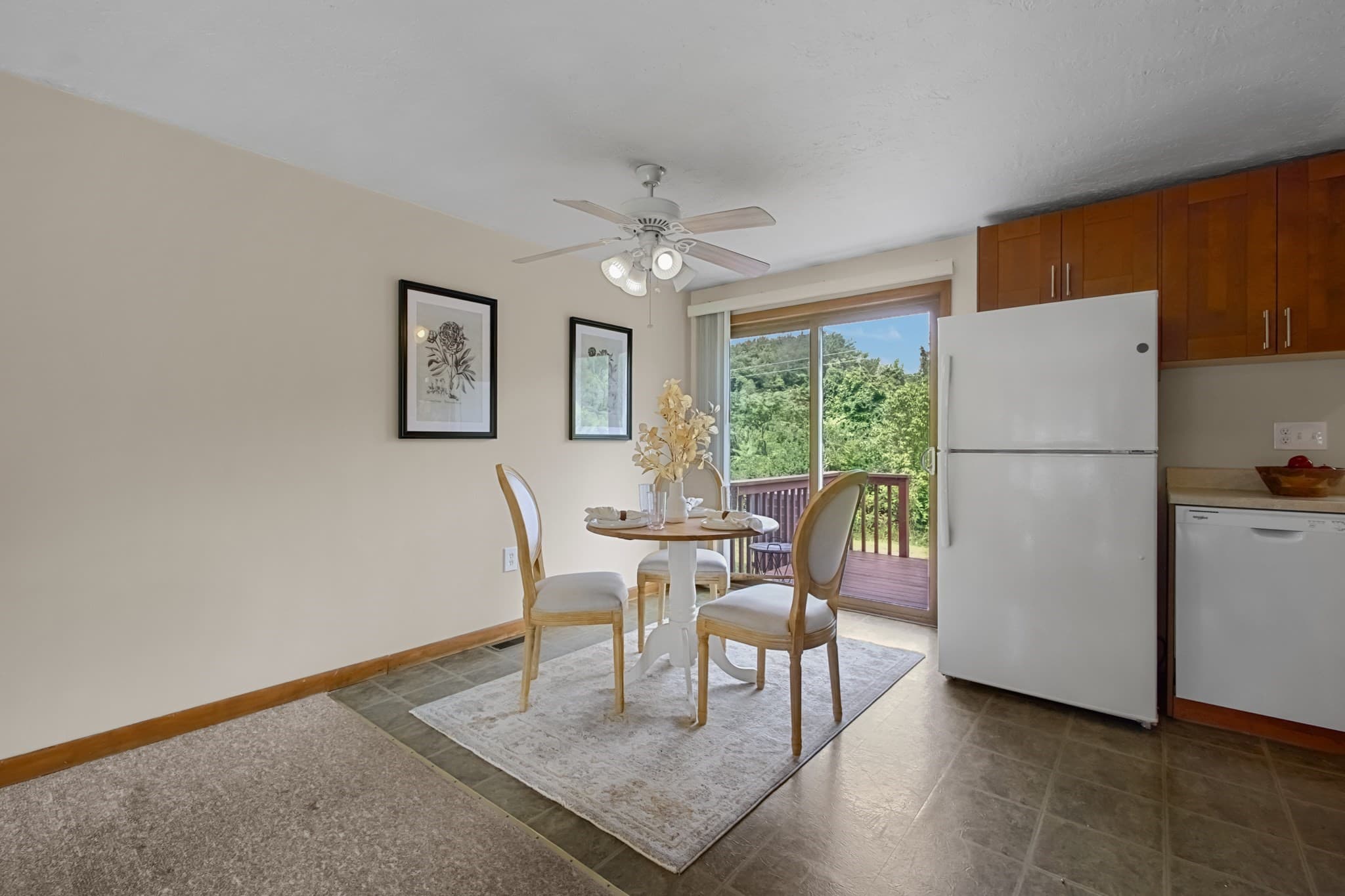 Condominium at 17 Perry Pl # 17, Auburn MA 01501, photo 10 of 28