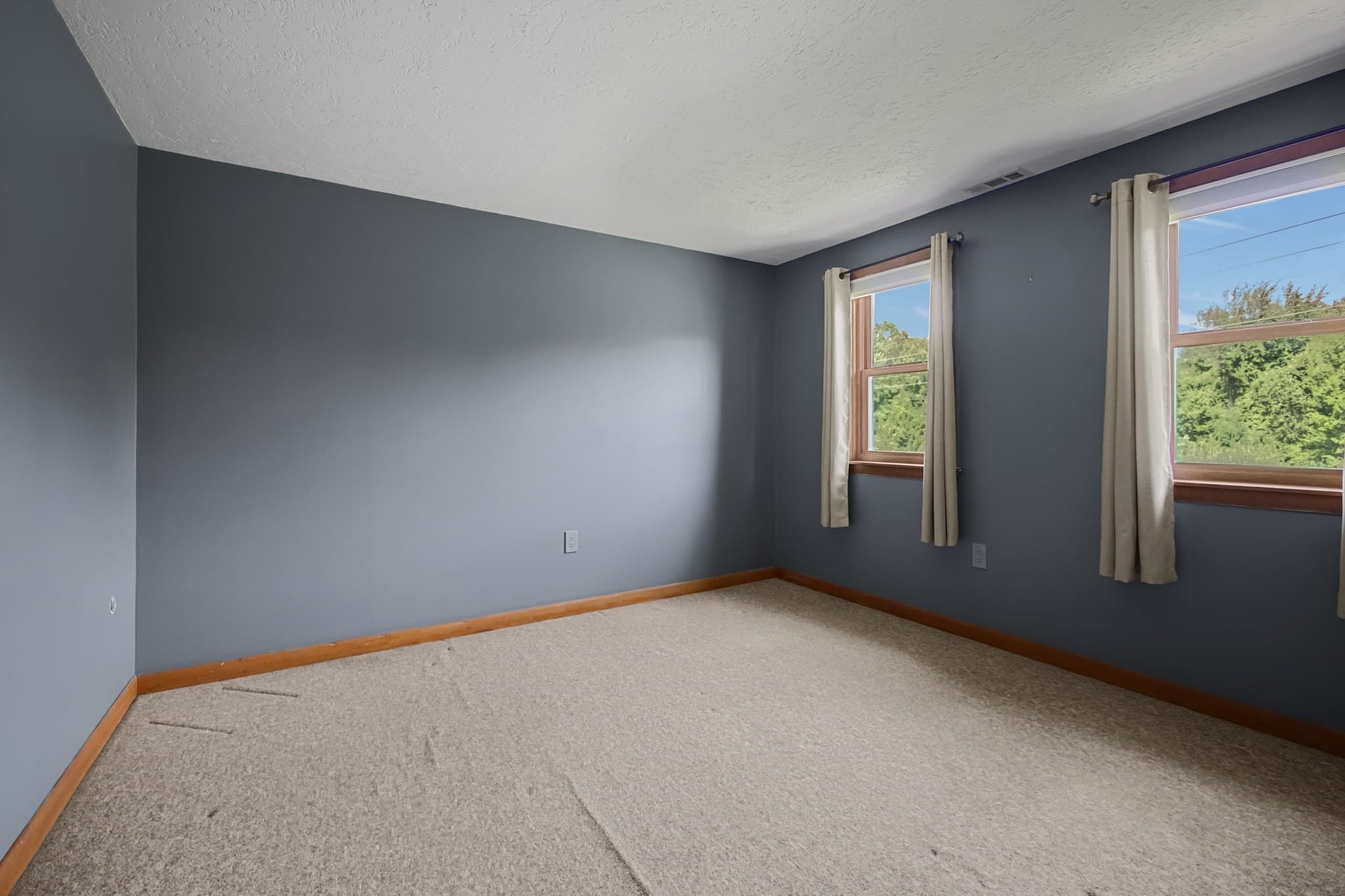 Condominium at 17 Perry Pl # 17, Auburn MA 01501, photo 18 of 28