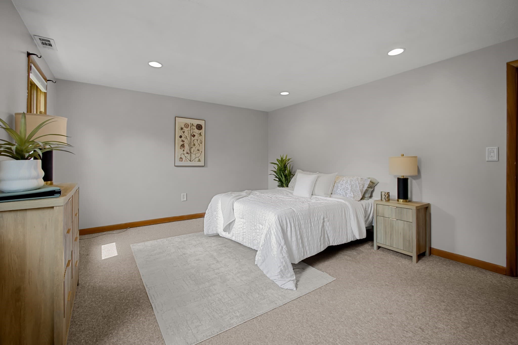 Condominium at 17 Perry Pl # 17, Auburn MA 01501, photo 15 of 28