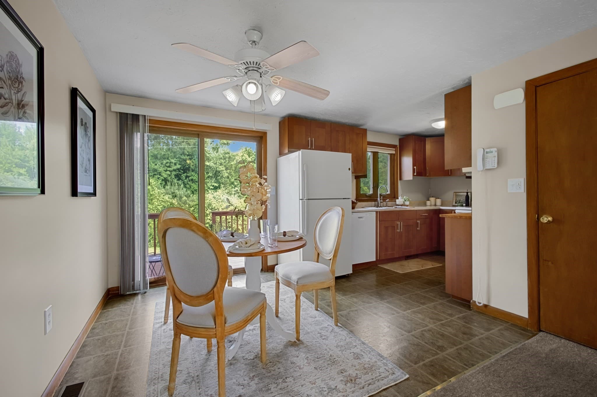 Condominium at 17 Perry Pl # 17, Auburn MA 01501, photo 11 of 28