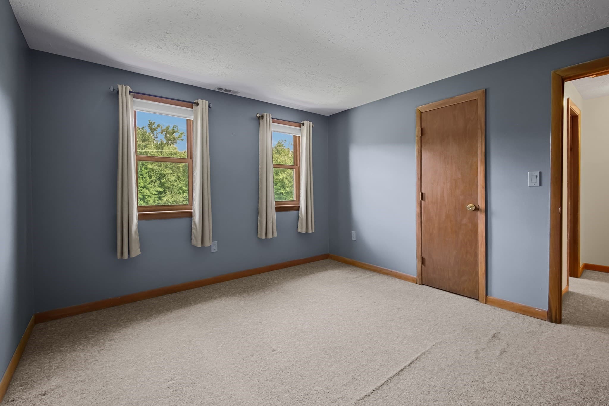 Condominium at 17 Perry Pl # 17, Auburn MA 01501, photo 19 of 28