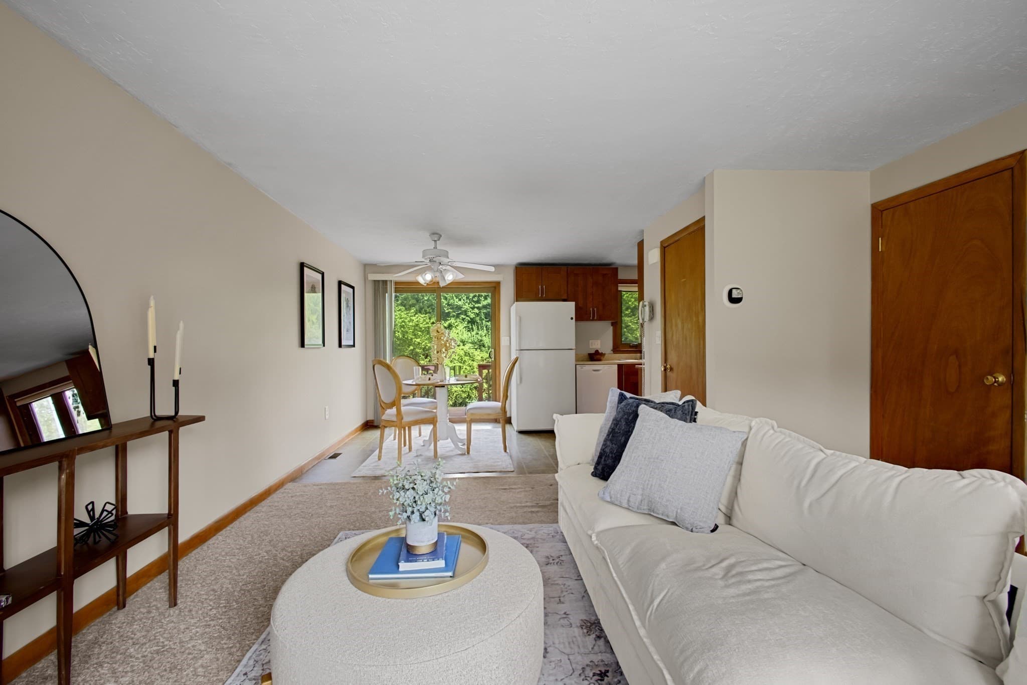 Condominium at 17 Perry Pl # 17, Auburn MA 01501, photo 8 of 28