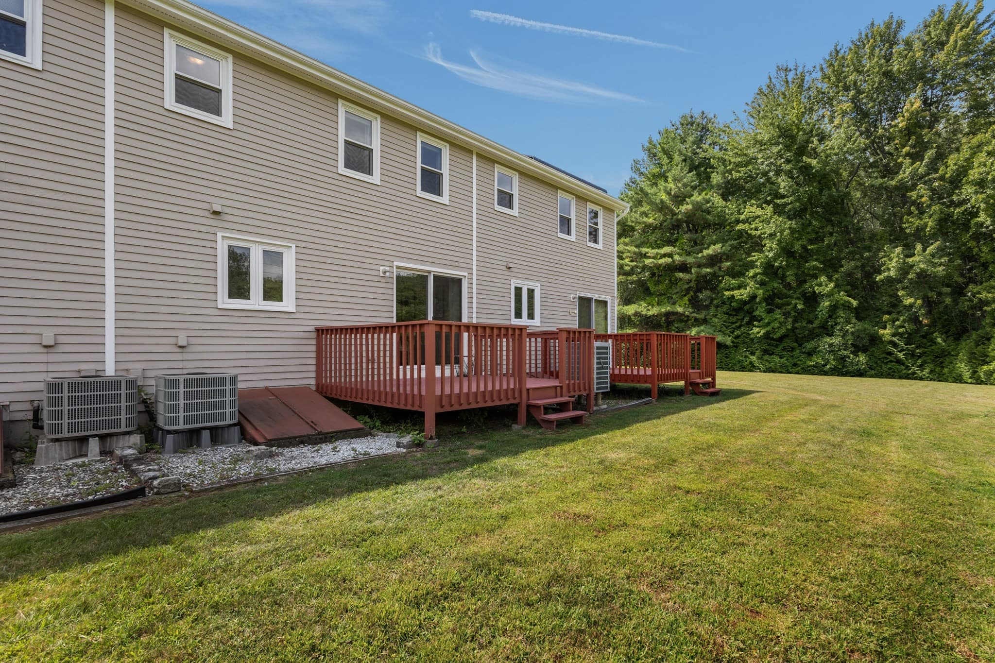 Condominium at 17 Perry Pl # 17, Auburn MA 01501, photo 25 of 28