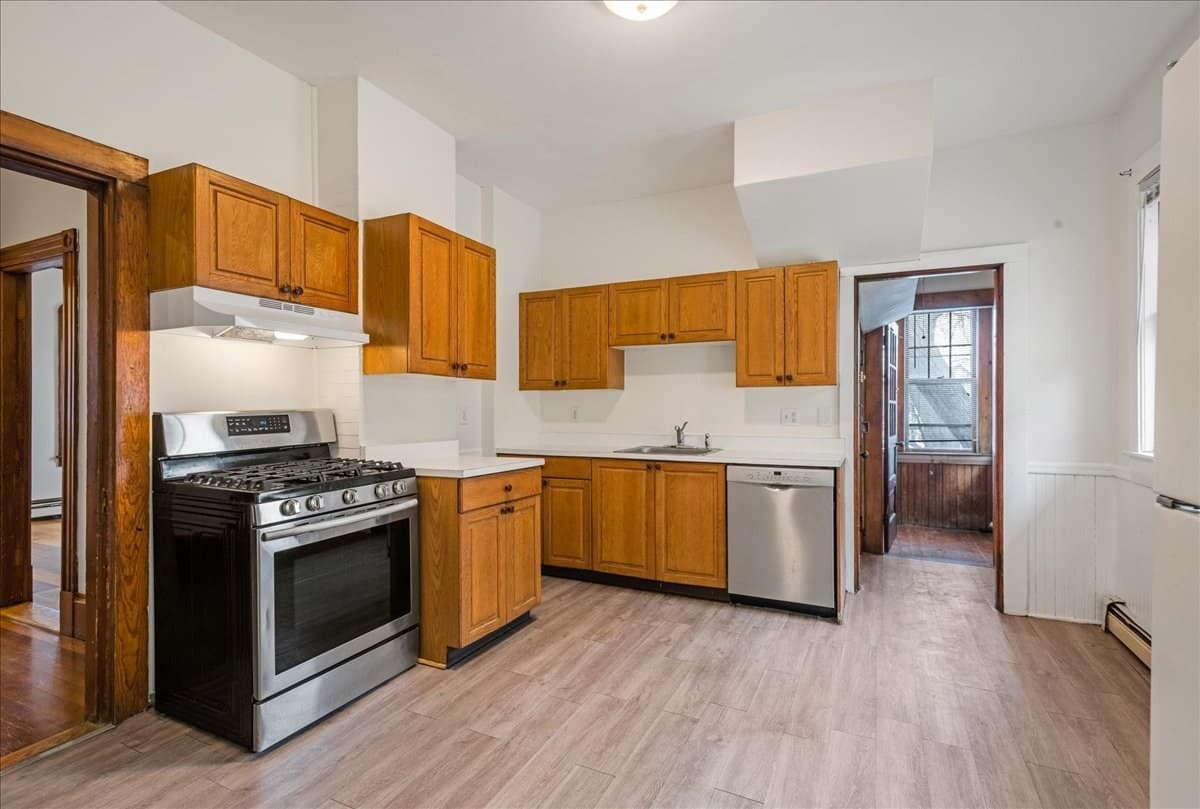 Condominium at 11 Gaylord St # 2, Boston MA 02124, photo 9 of 16