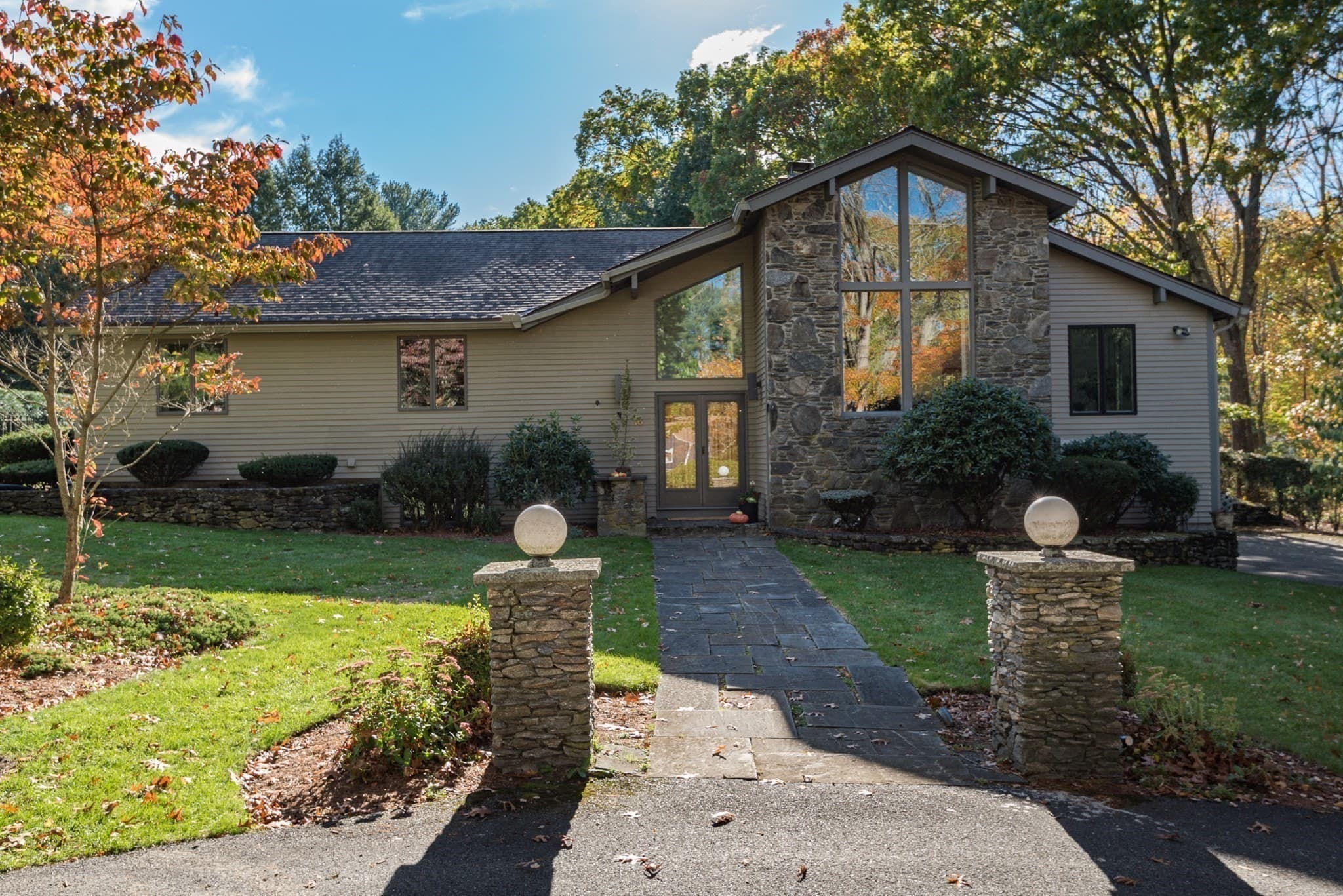 Single Family Residence at 16 Midland Rd, Lynnfield MA 01940, photo 38 of 42