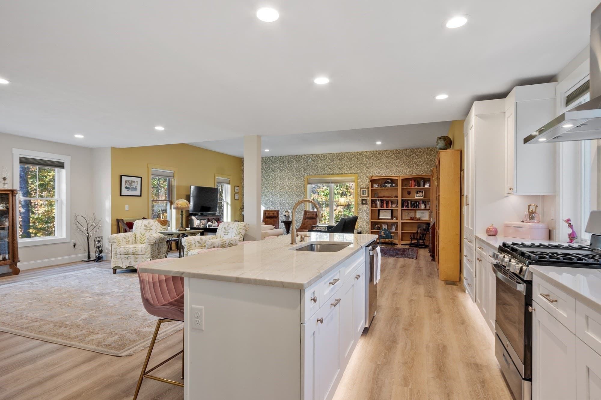 Single Family Residence at 43 Old Colony, Princeton MA 01541, photo 13 of 42